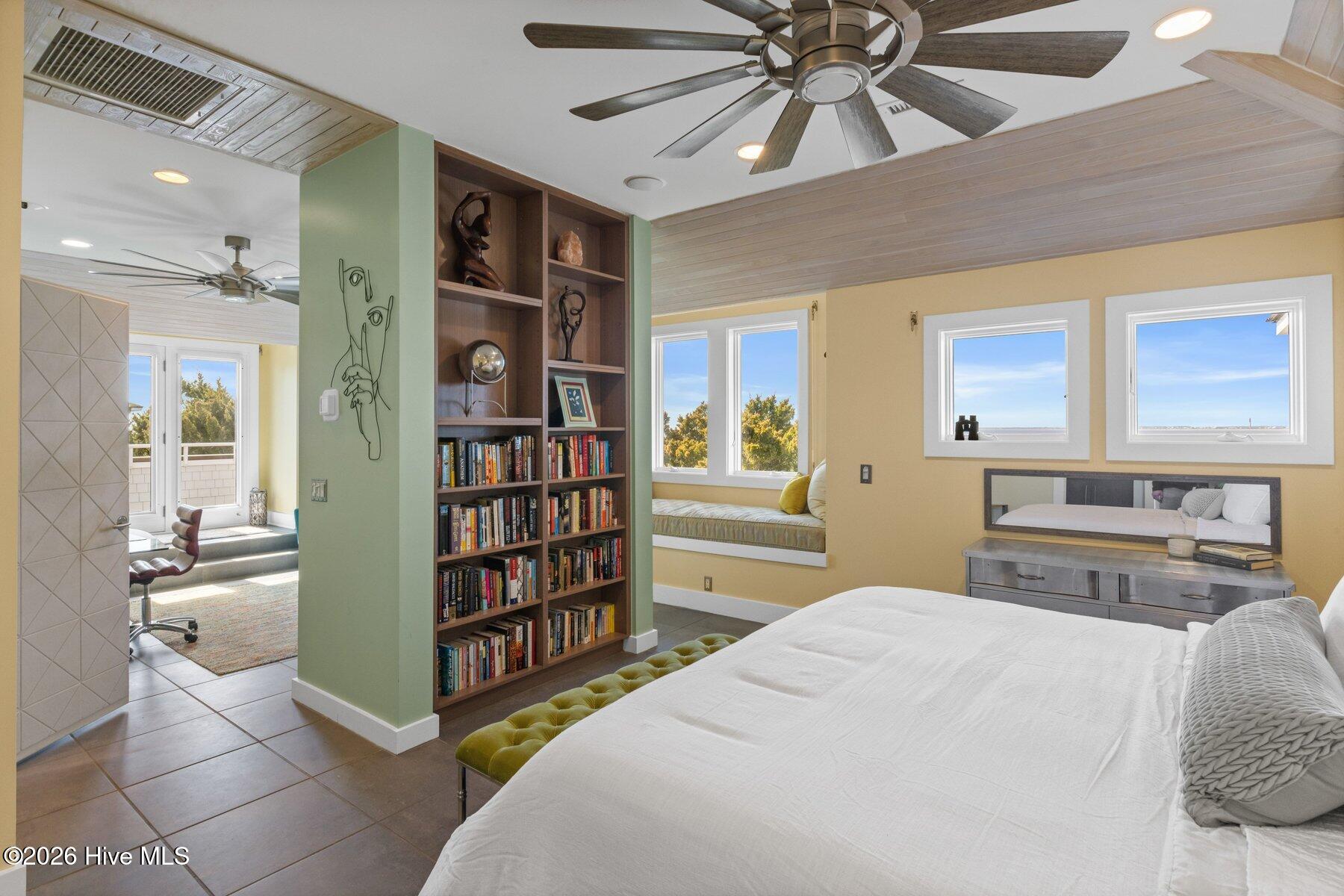 100558974 | Photo 28