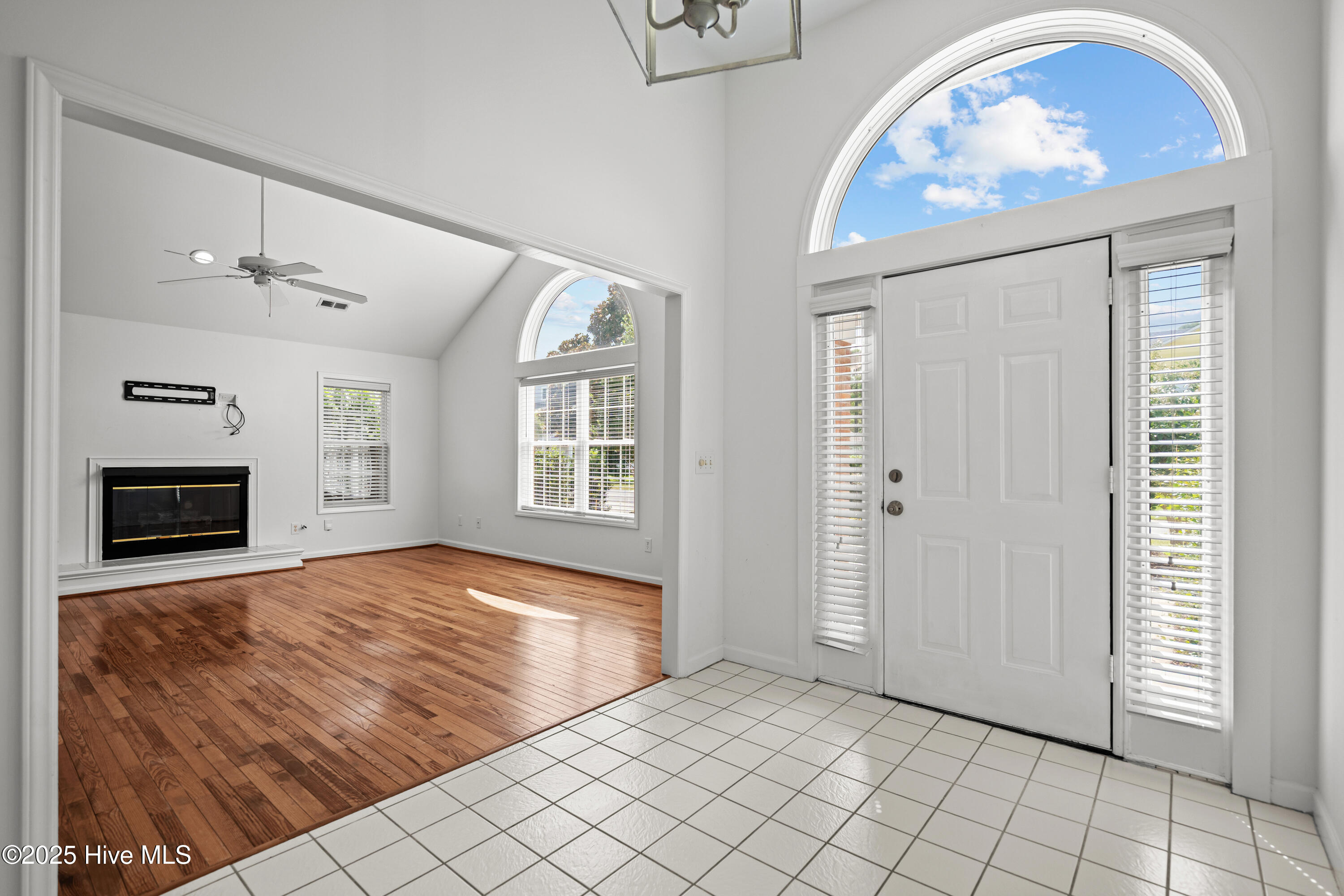 730 Settlers Lane, Kure Beach, NC 28449 – photo 5: 730 Settlers Lane