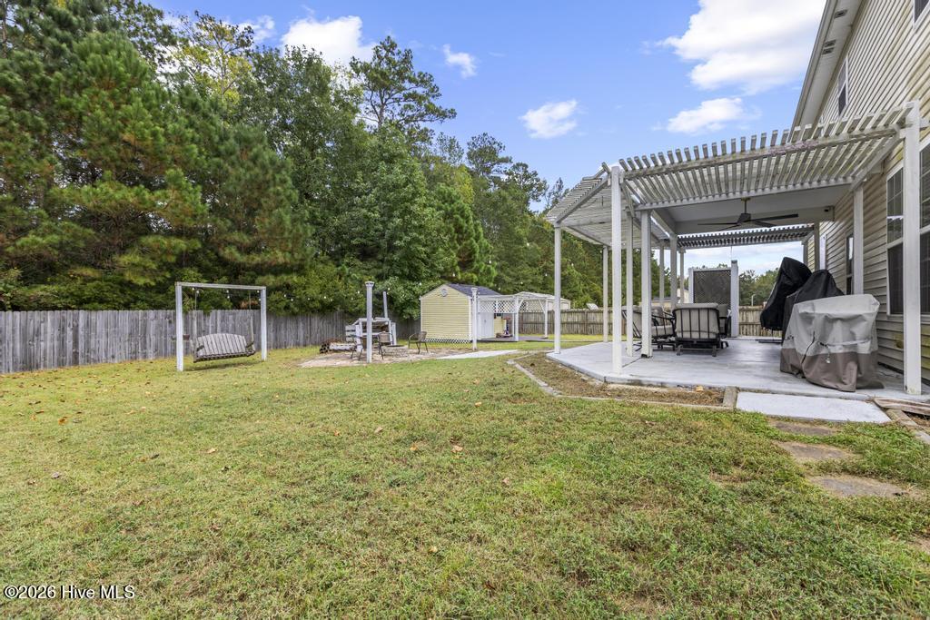 100565258 | Photo 32