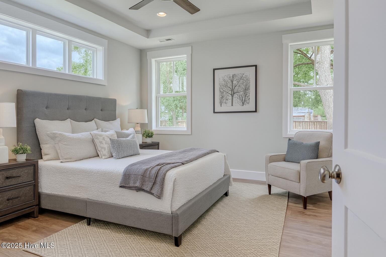 100529852 | Photo 25