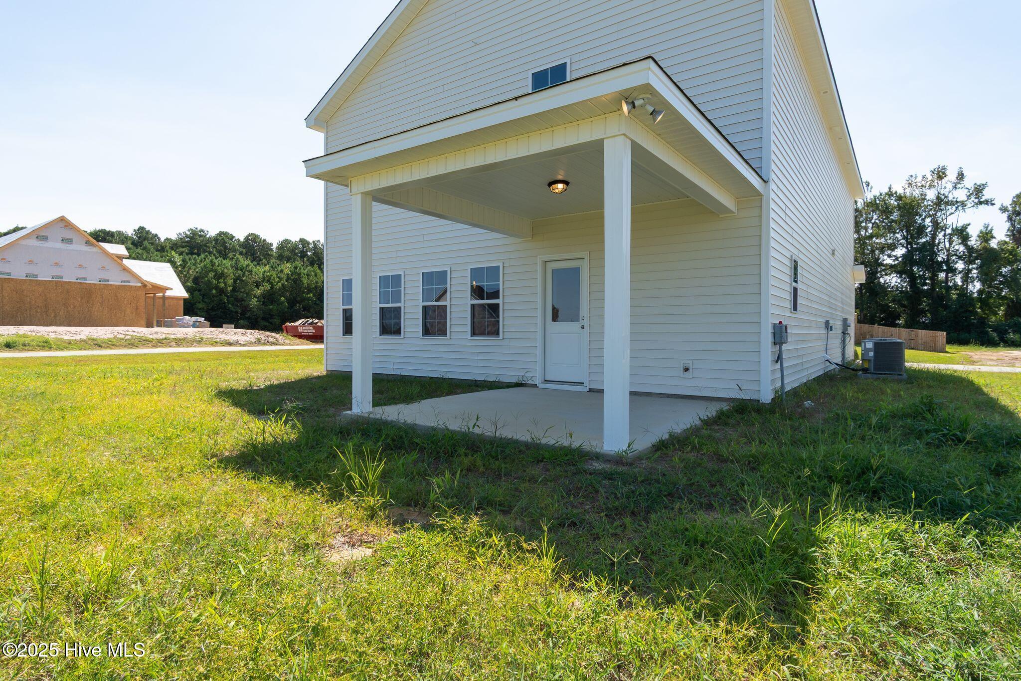 100496032 | Photo 42