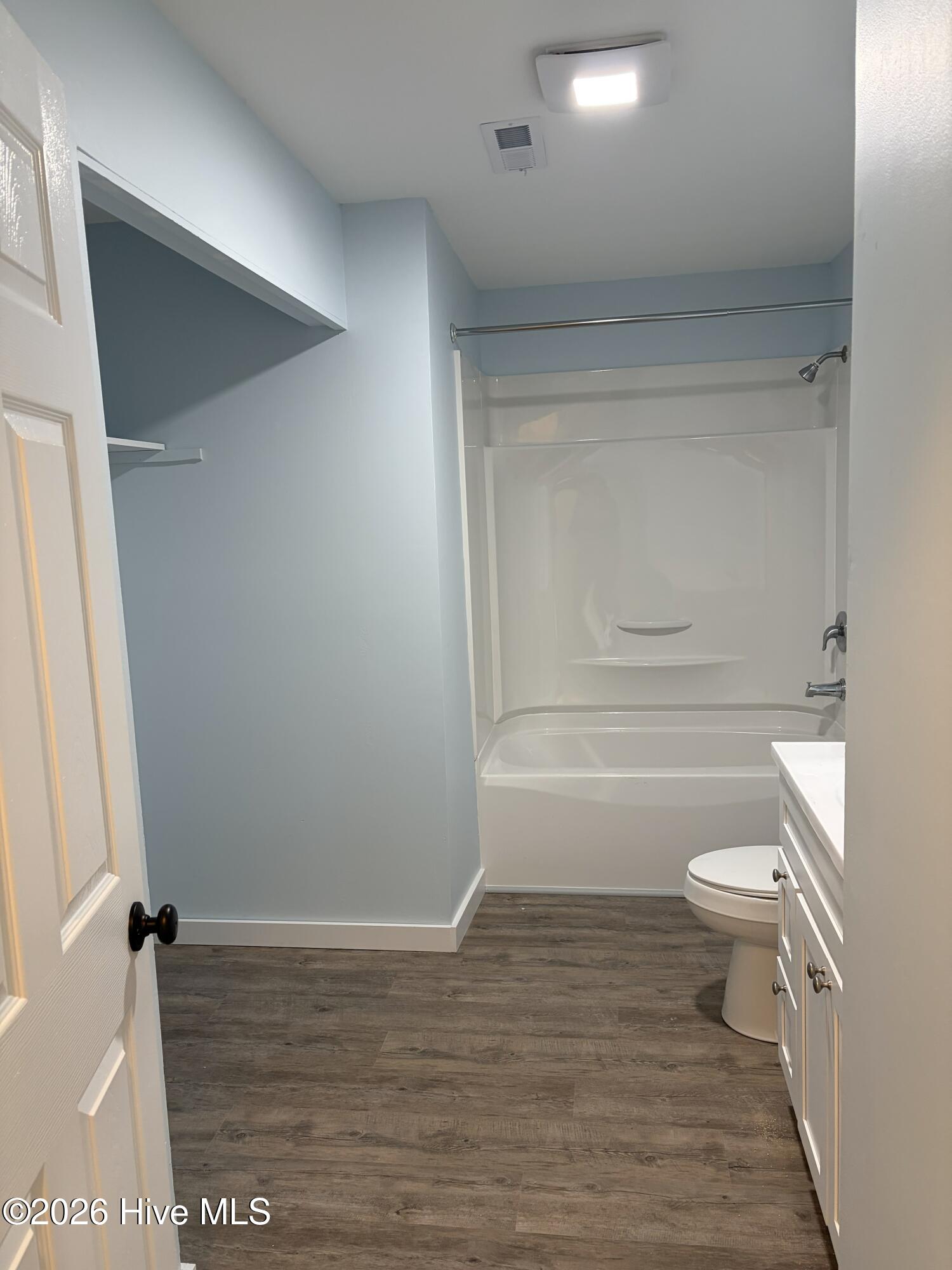 100551914 | Photo 15