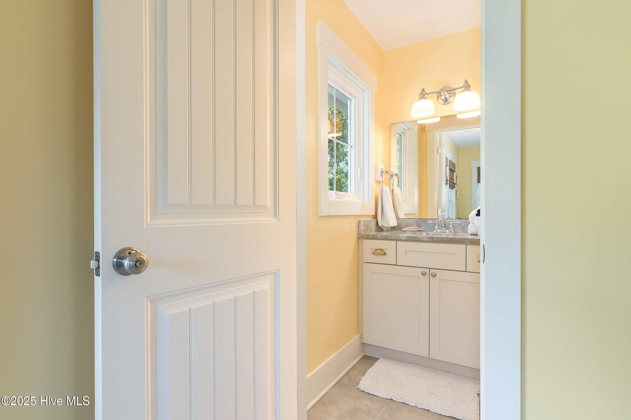 100545304 | Photo 35