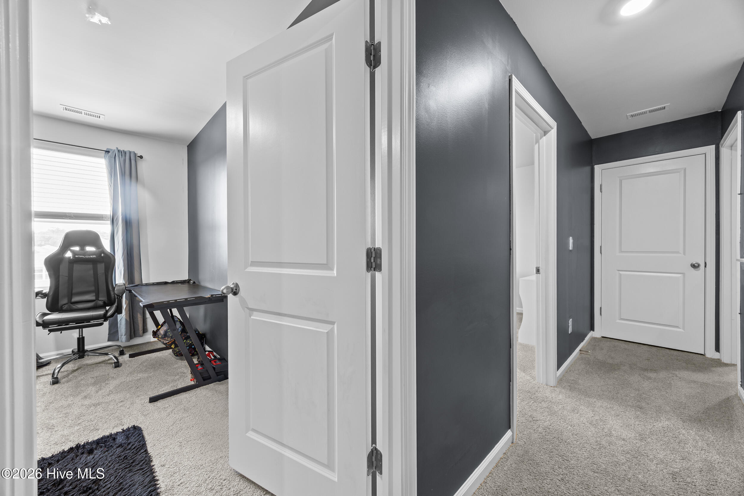 100550016 | Photo 23