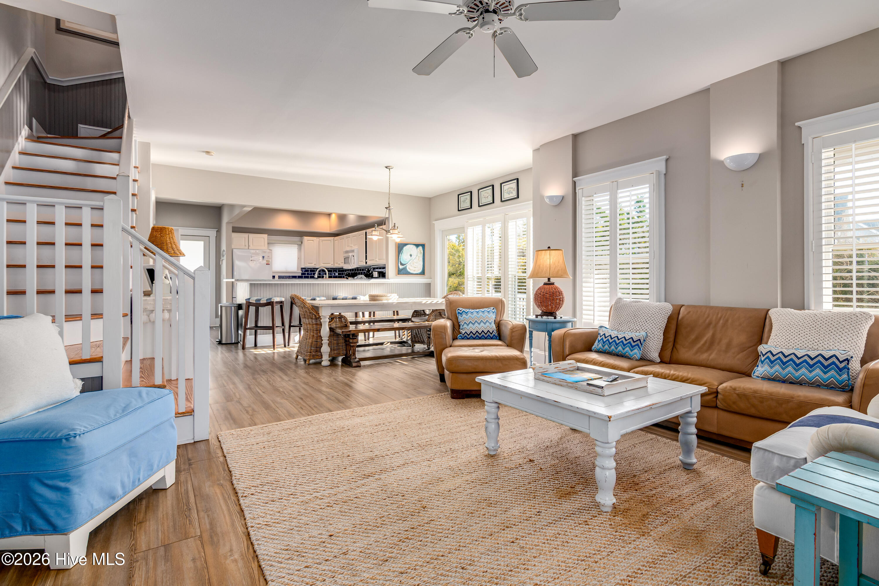 100553208 | Photo 16