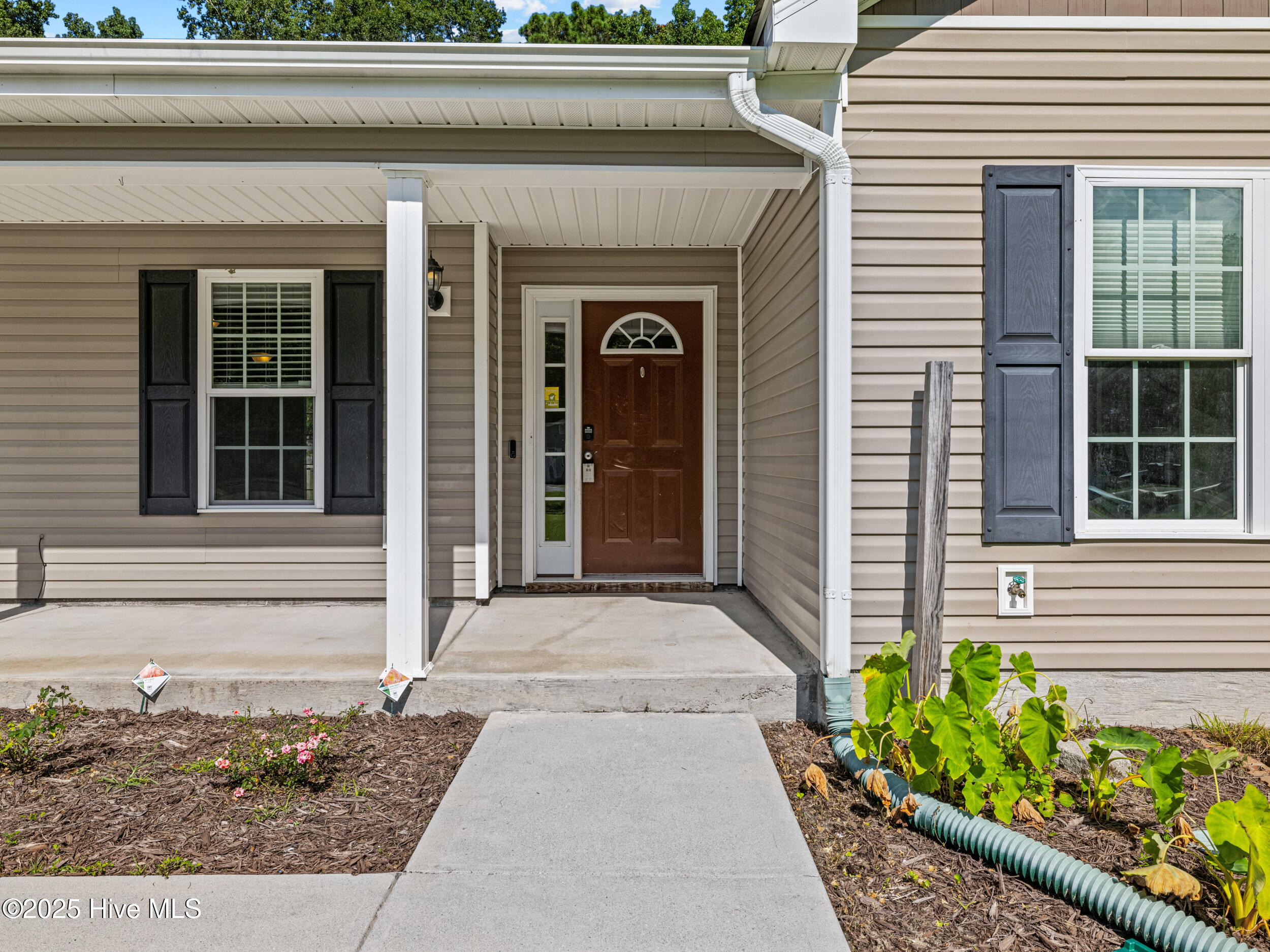 129 Fire Tower Road, Richlands, NC 28574 – photo 5: 025a1371