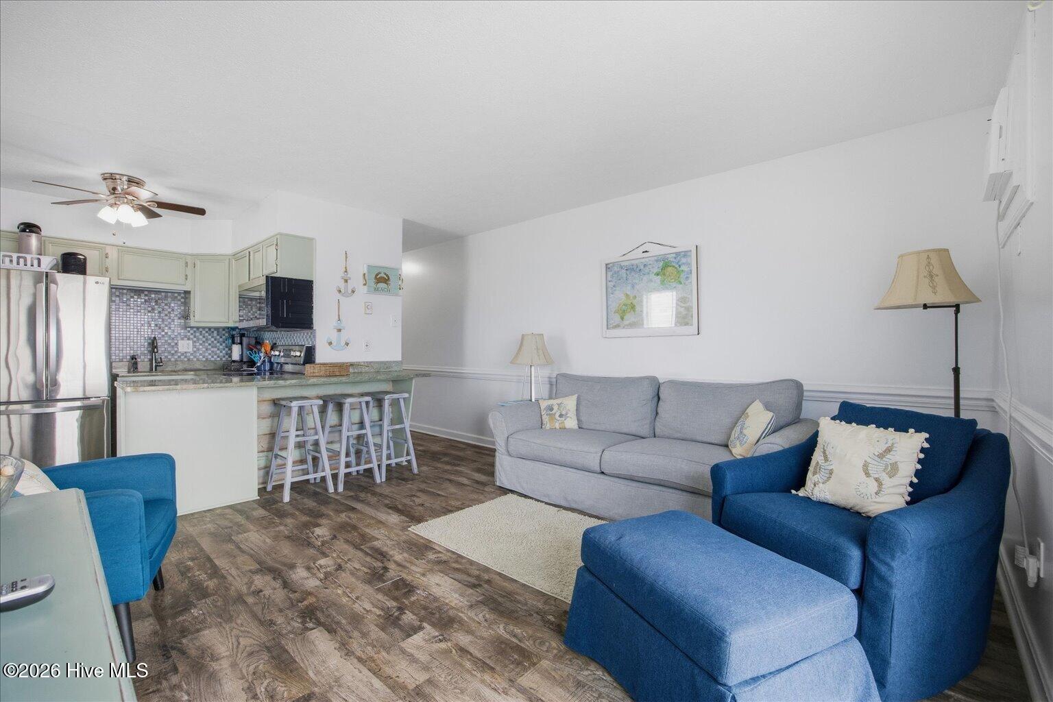 100557148 | Photo 17