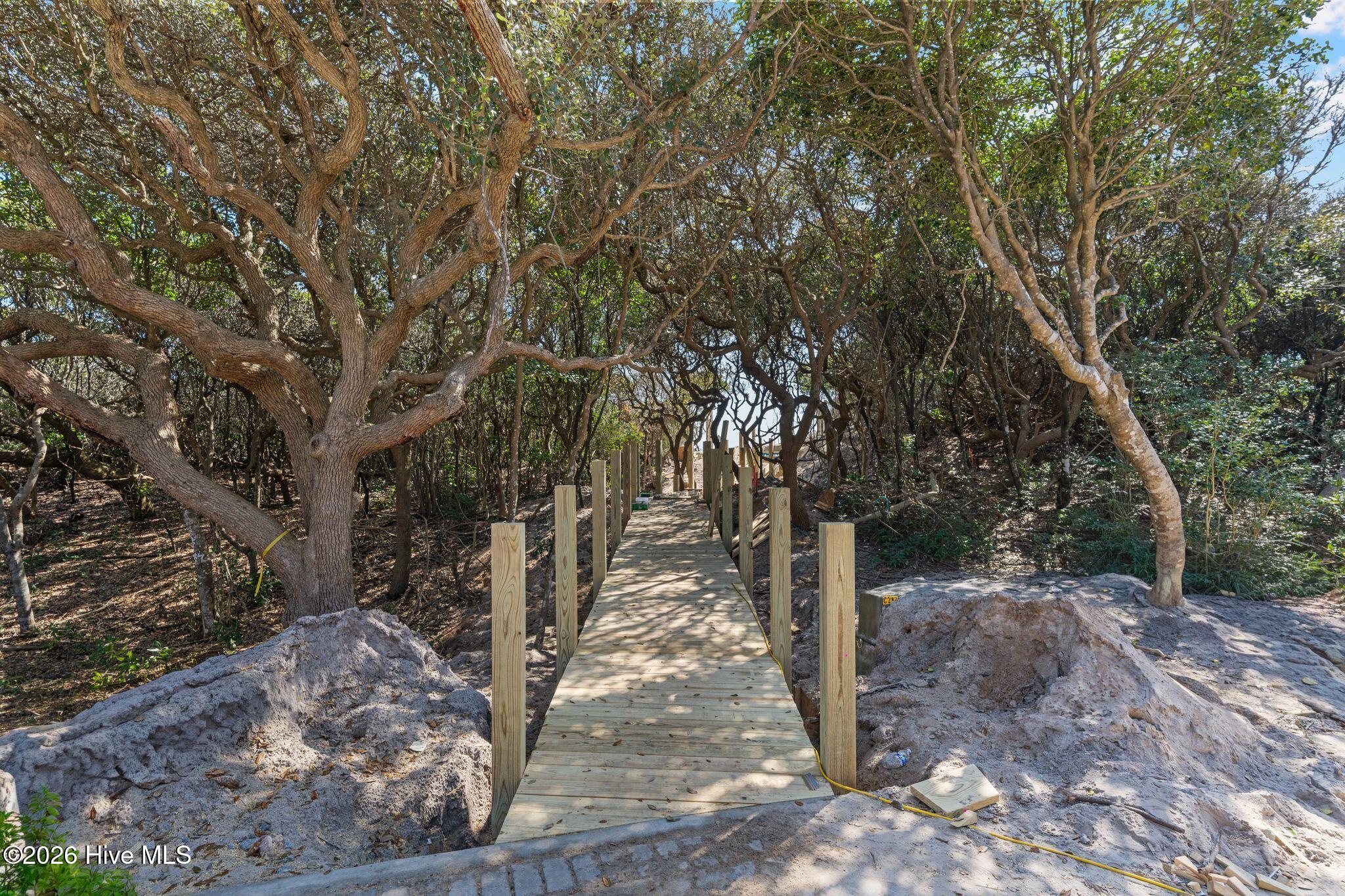 Roosevelt Reserve’s exclusive beach access begins with a scenic boardwalk
winding through the maritime forest toward the beaches of North Carolina’s
Crystal Coast.