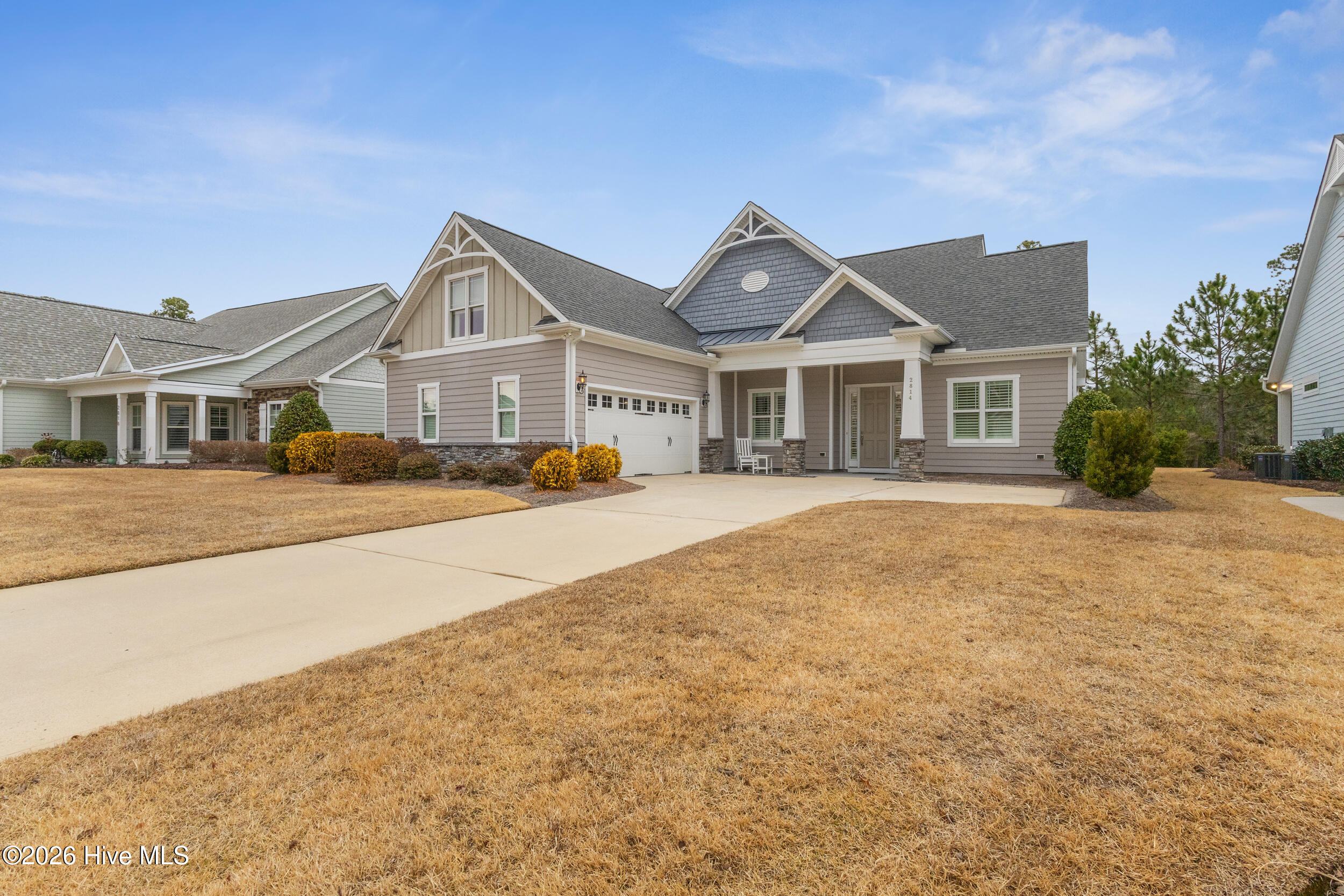 100556114 | Photo 43