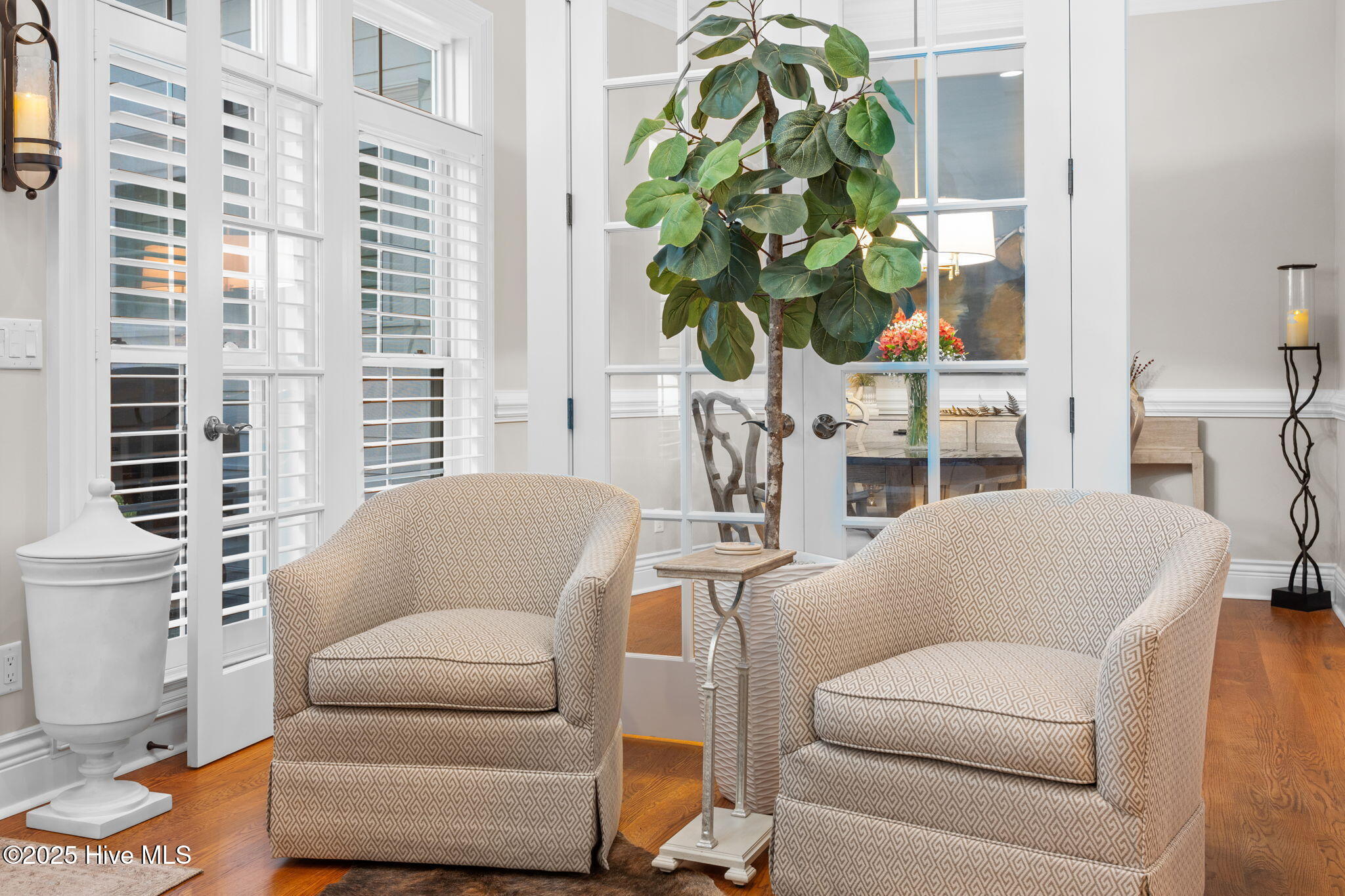 100549580 | Photo 27