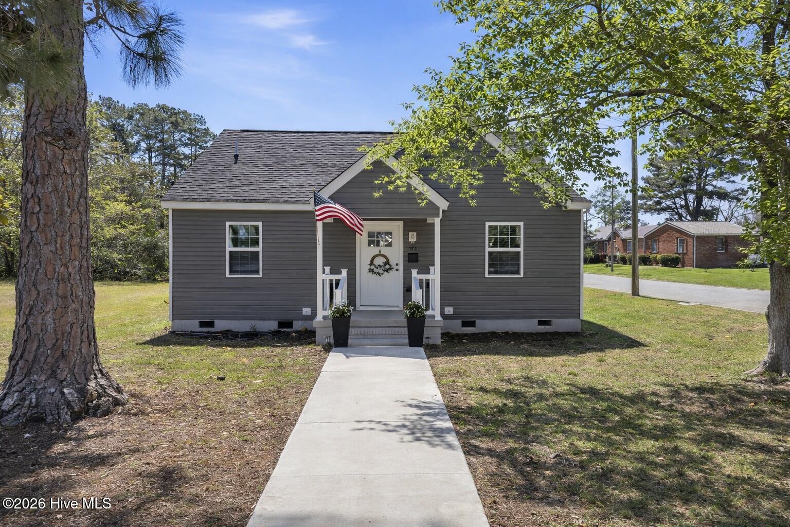 901 Tuscarora Avenue, Elizabeth City, NC, 27909