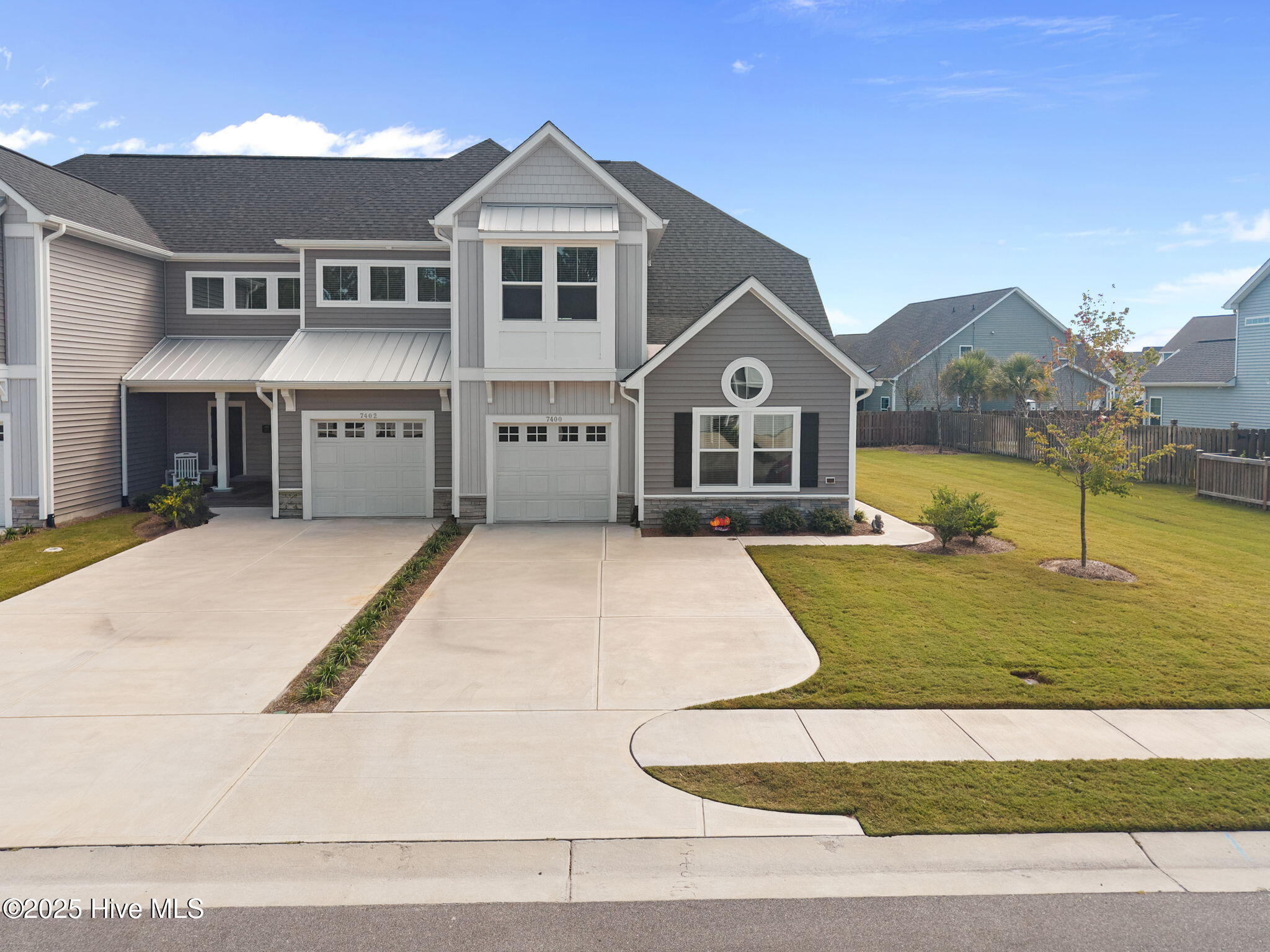 100533920 | Photo 48