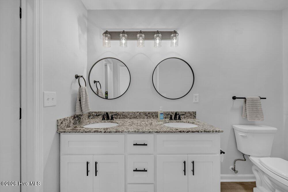 100553481 | Photo 17