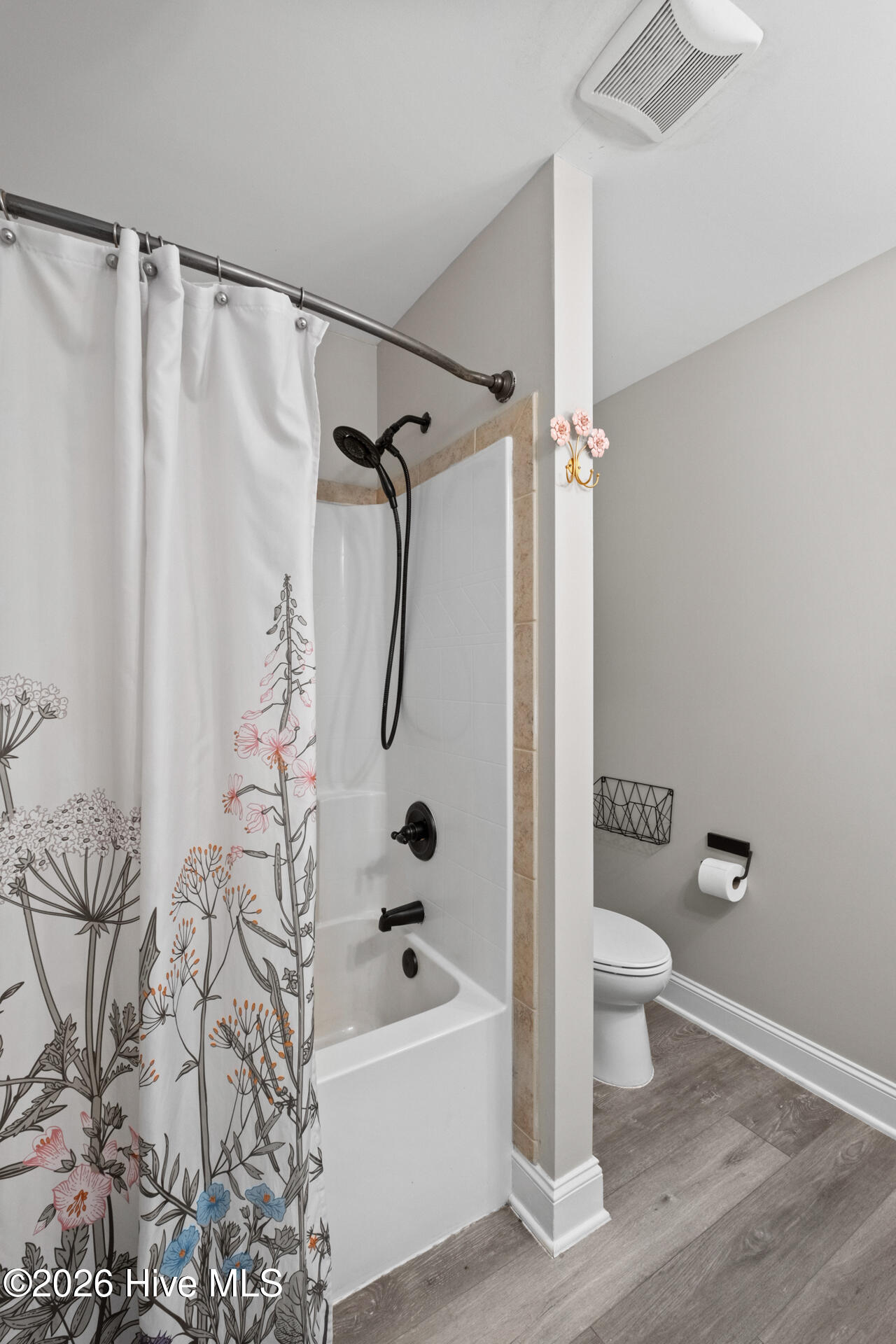 100566608 | Photo 29