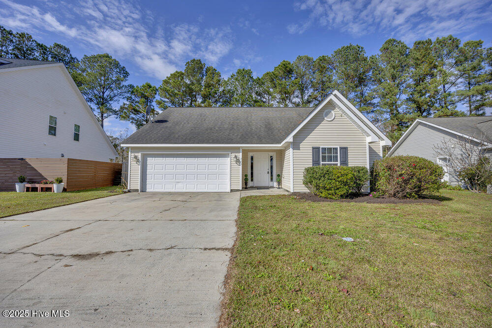 Homes for sale in Navassa, NC | 915 Edna Fields Dr, Navassa, NC 28451 | MLS# 100543937