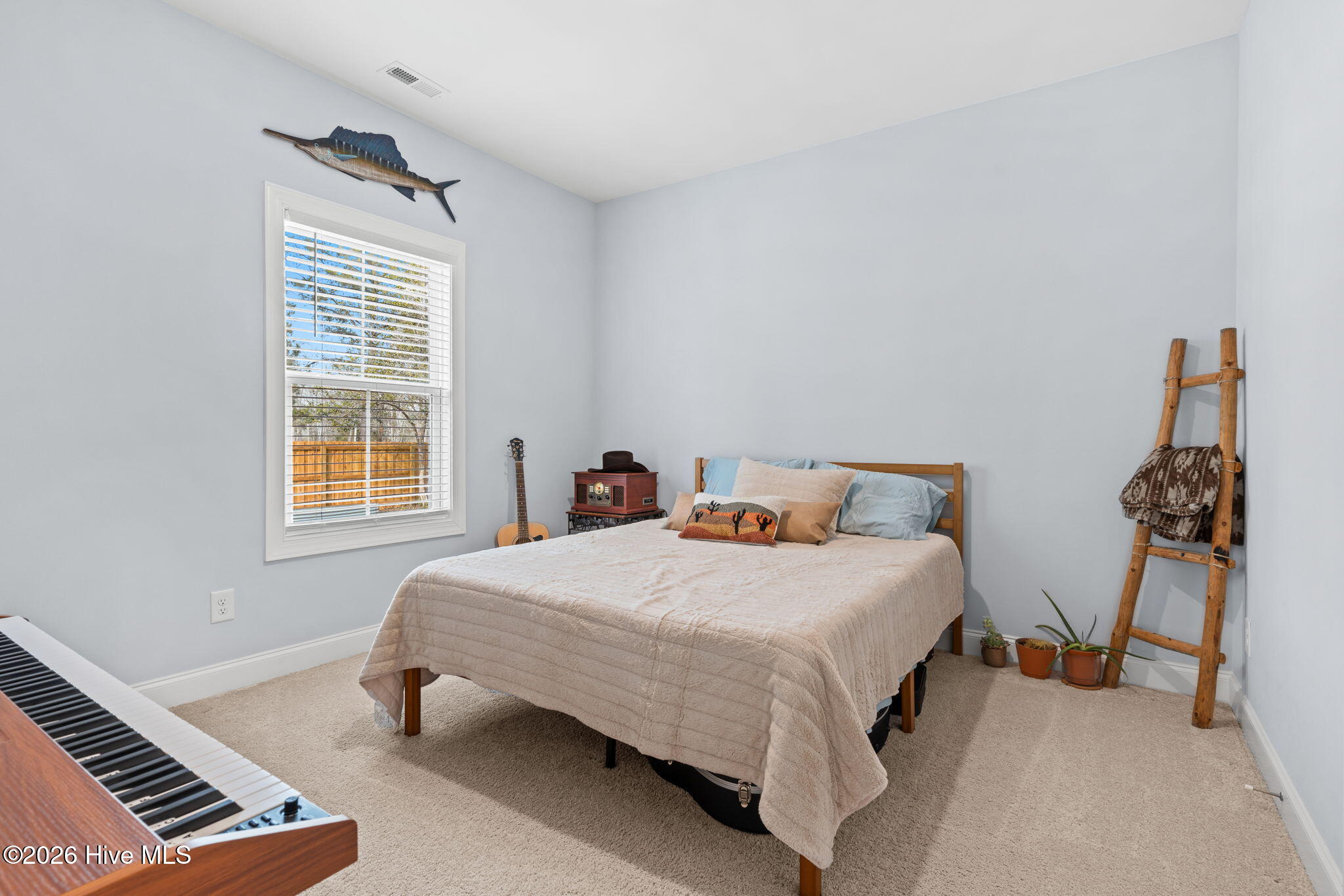 100556728 | Photo 32