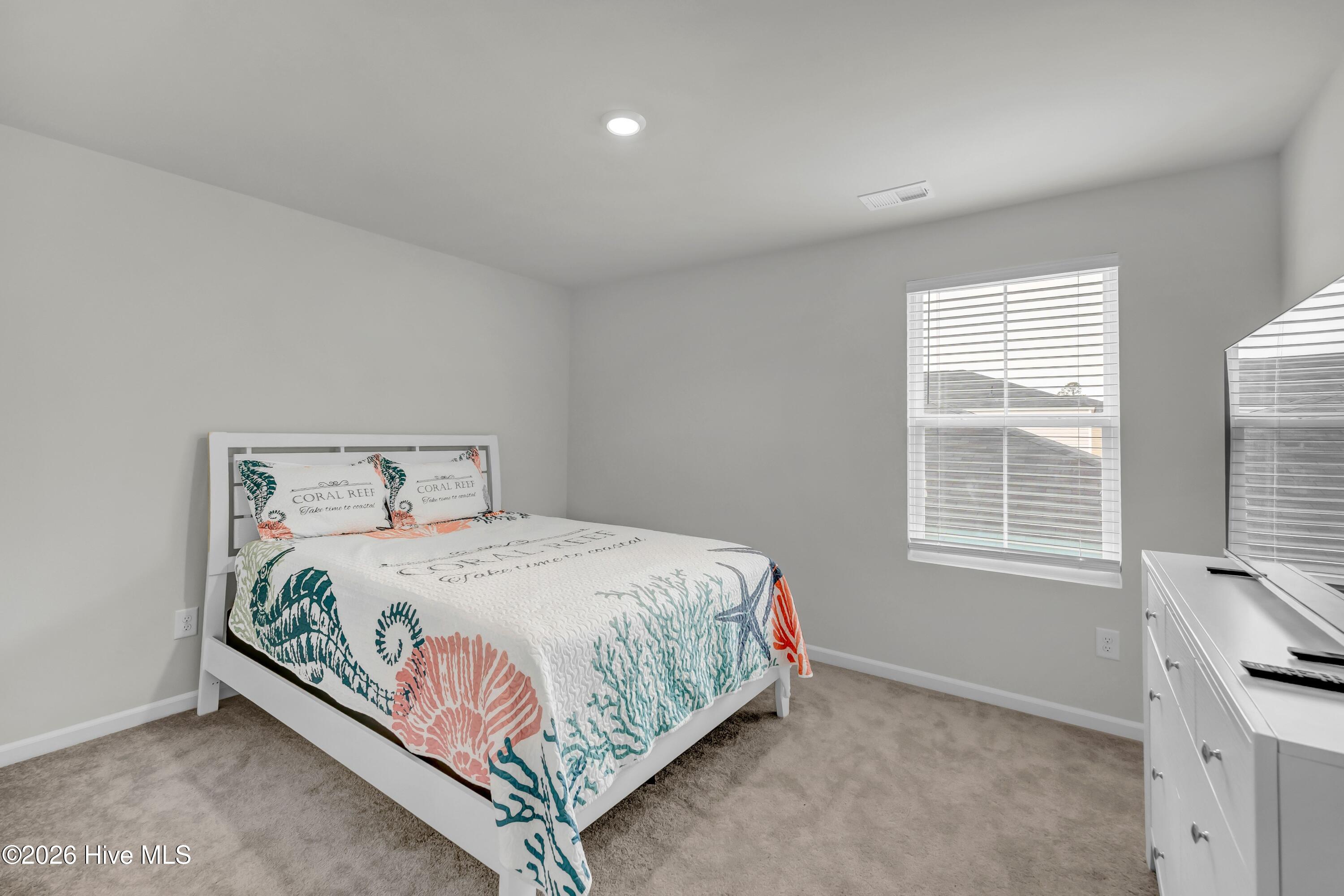 100554355 | Photo 19