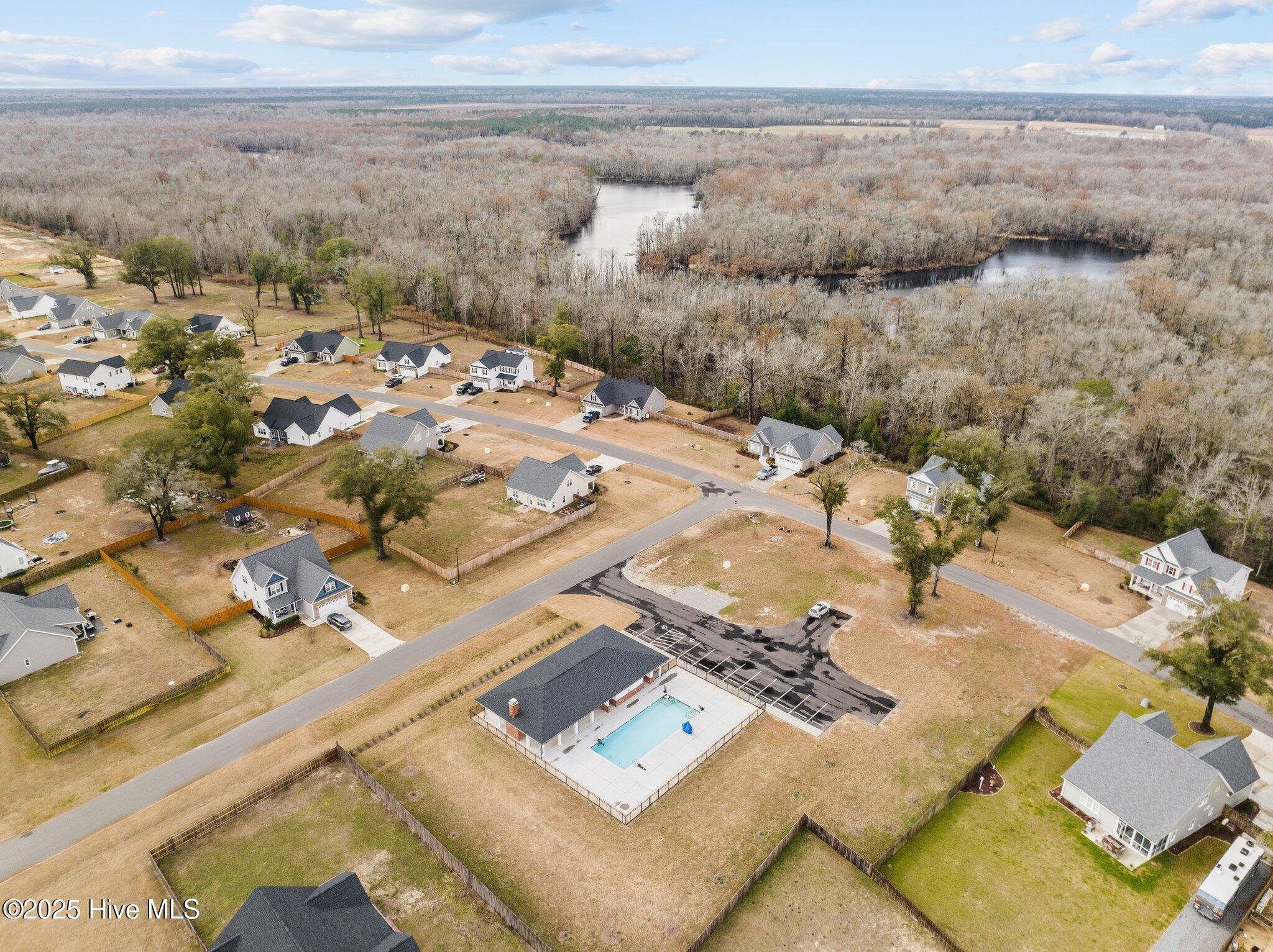 100511697 | Photo 12