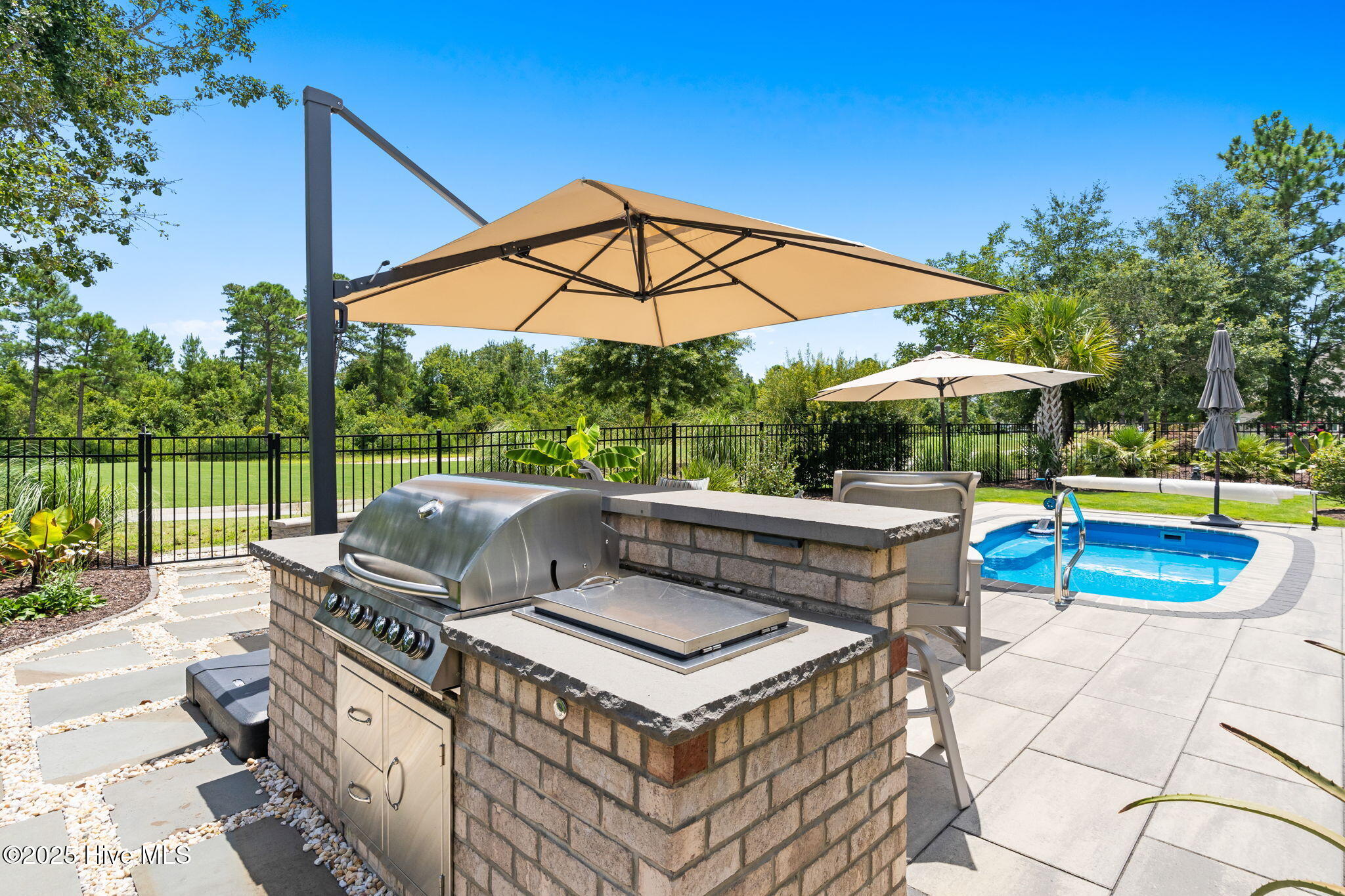 100553022 | Photo 20