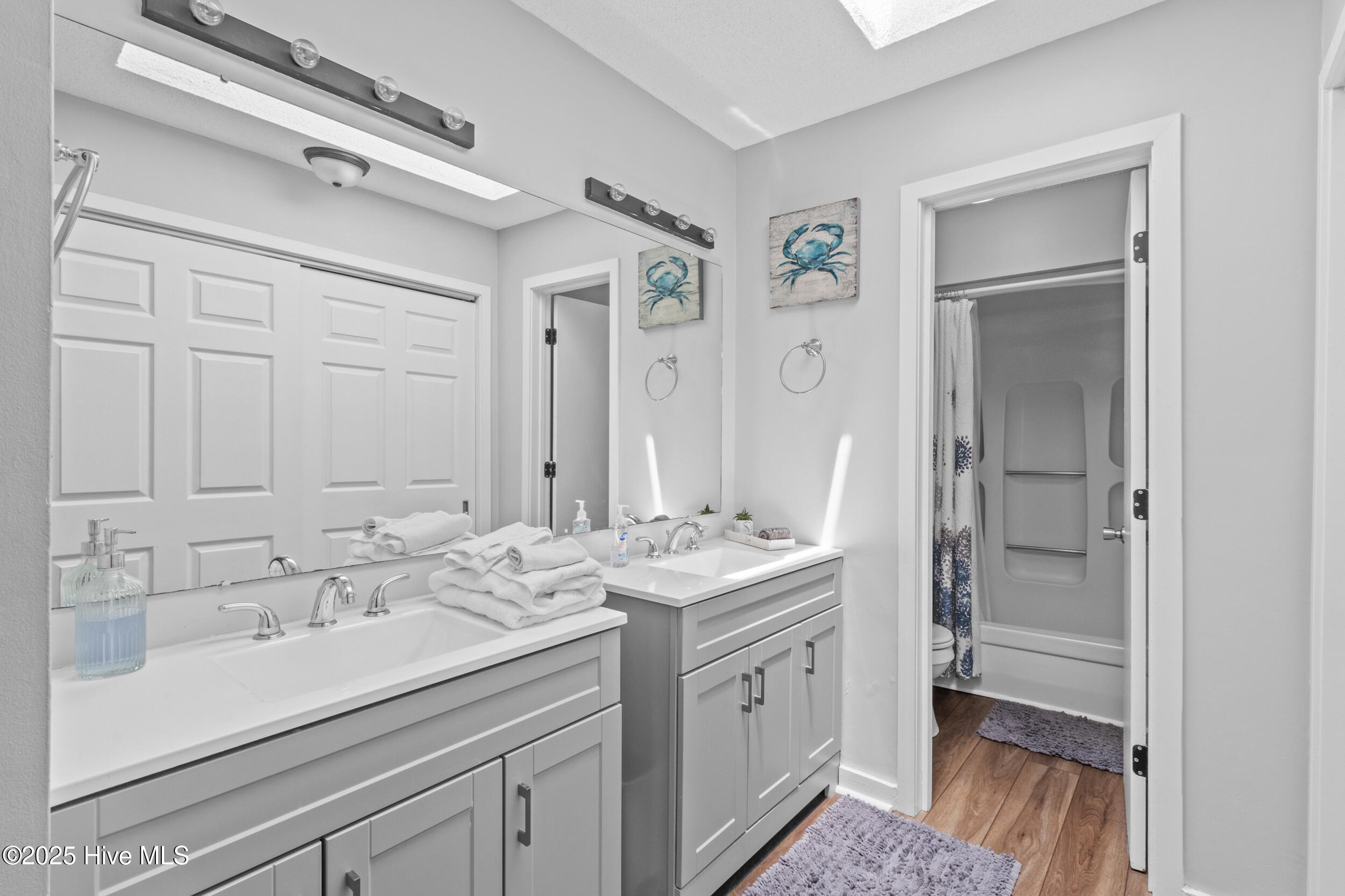 100508108 | Photo 26