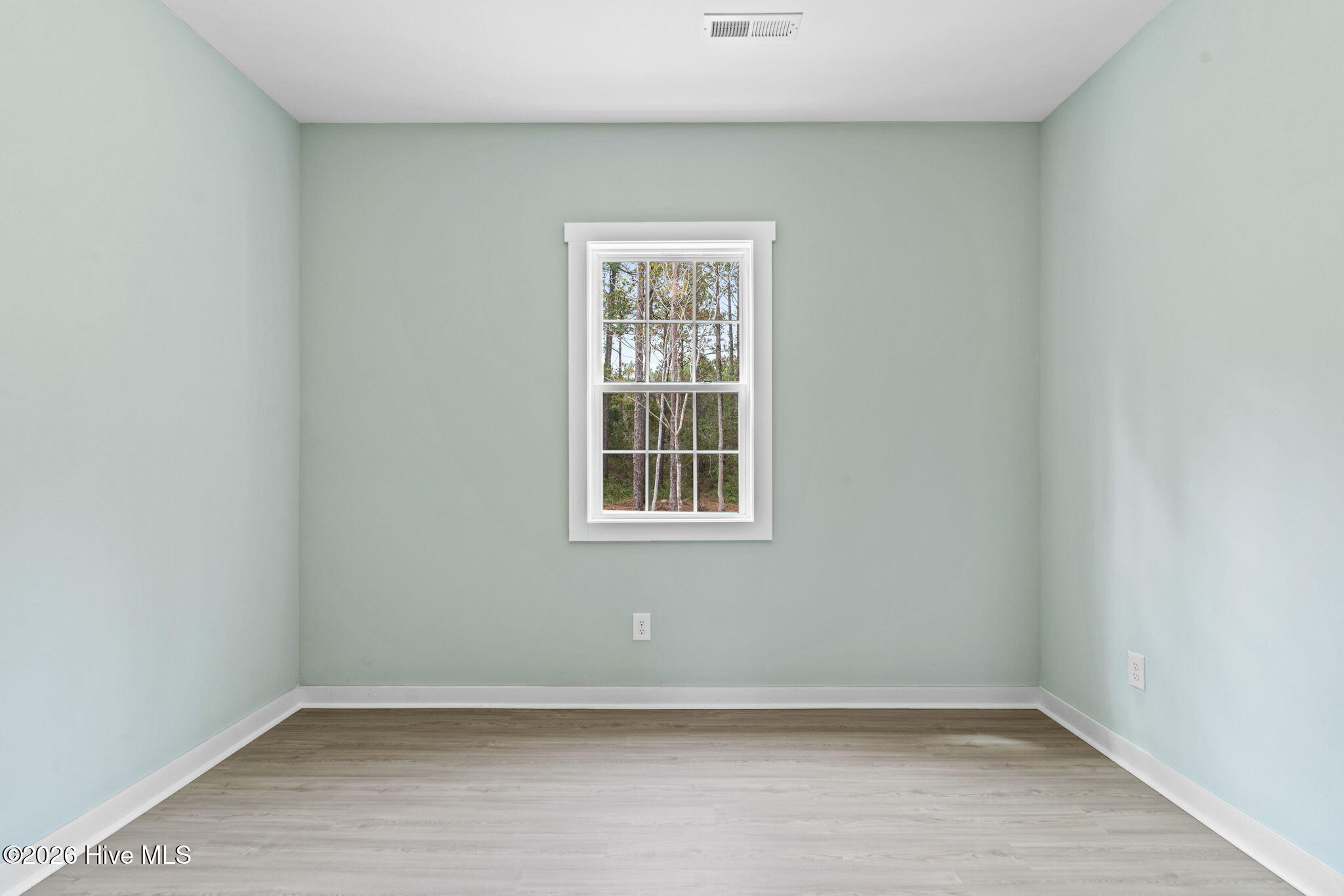 100550129 | Photo 22