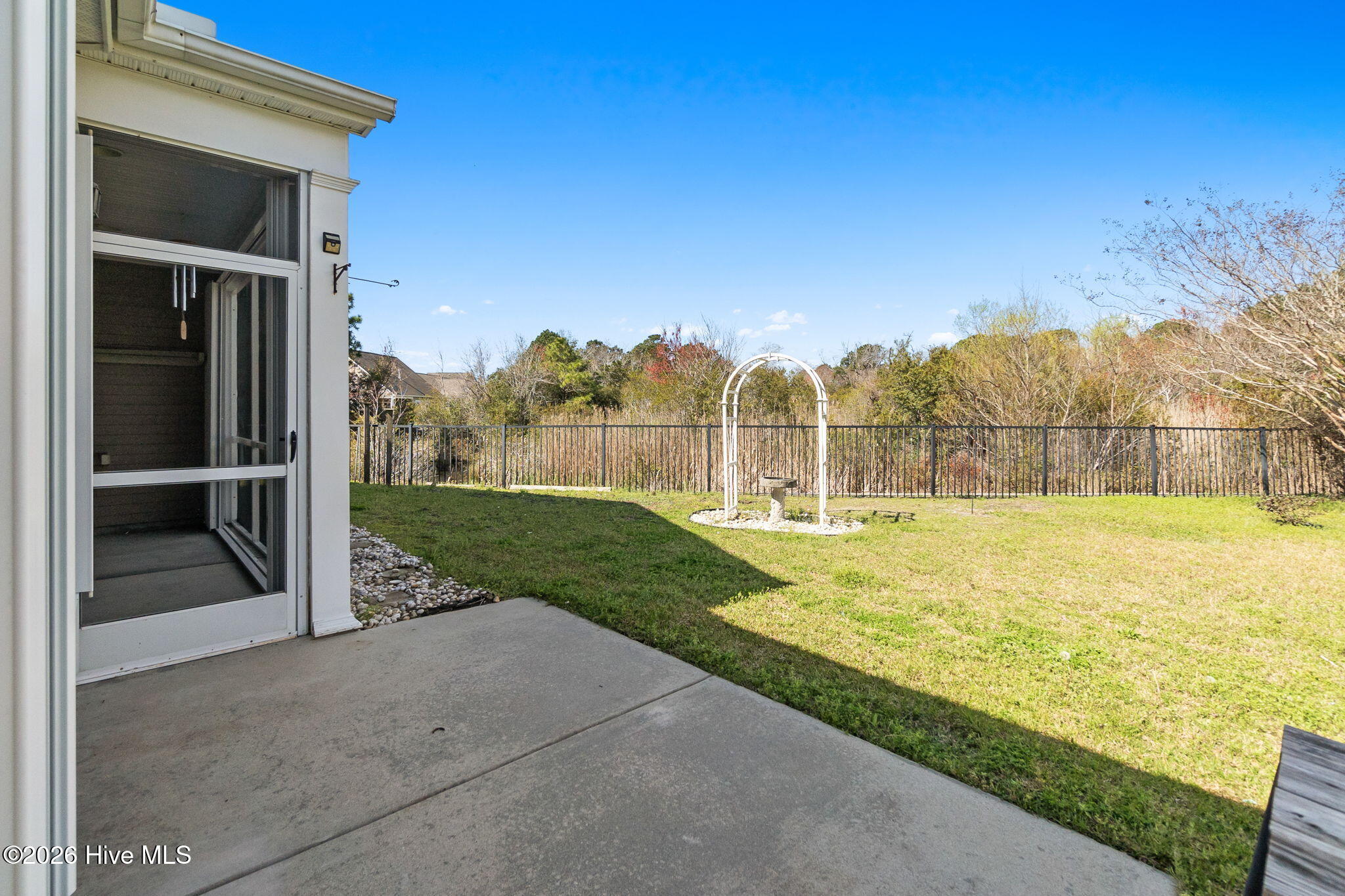 100561861 | Photo 20