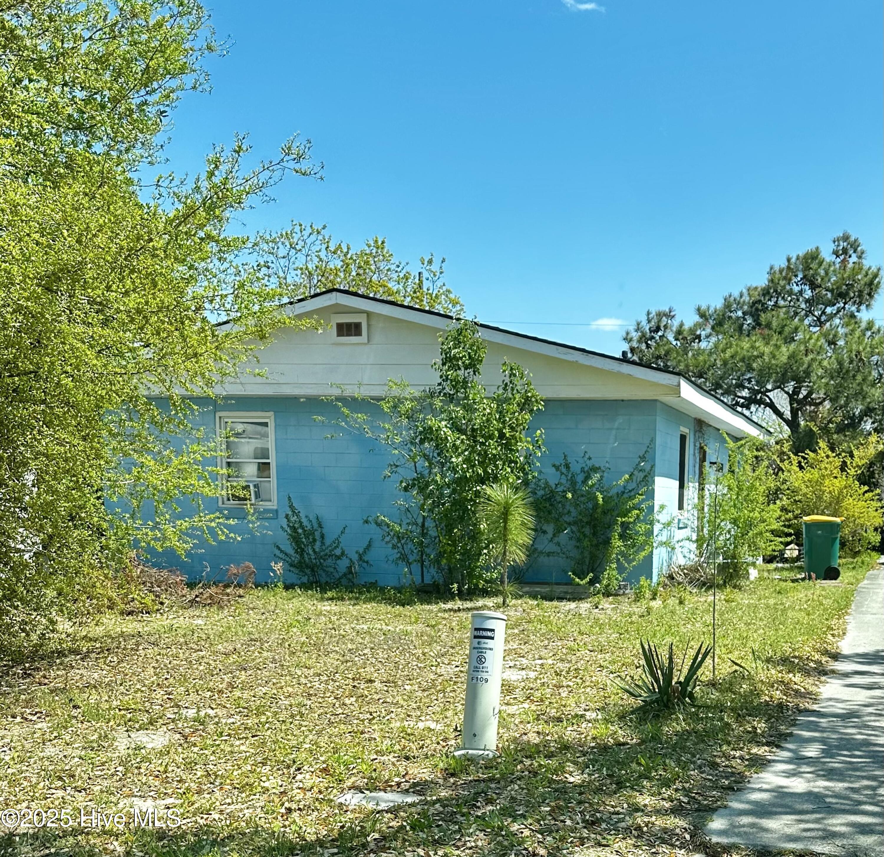 Homes for sale in Kure Beach, NC | 109 S Seventh Ave, Kure Beach, NC 28449 | MLS# 100499683