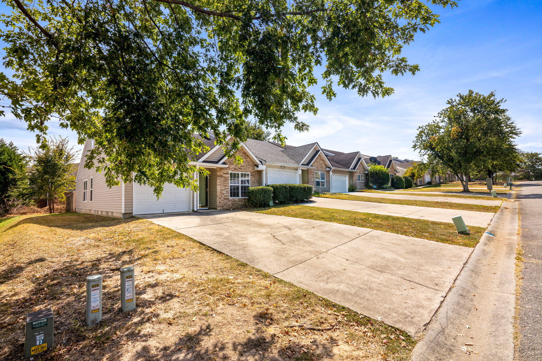 2-web-or-mls-422 Northrop Place-32