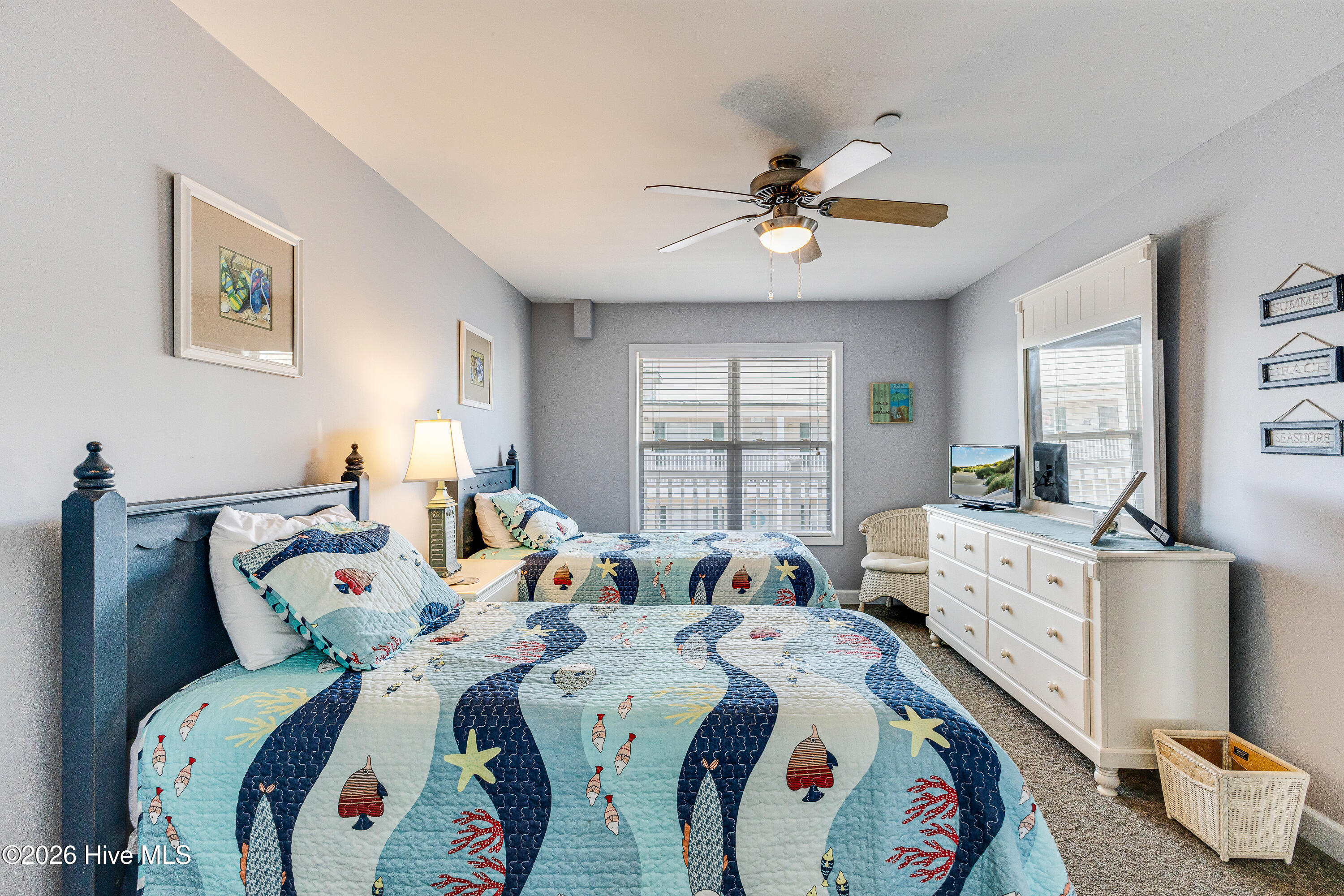 100548192 | Photo 26