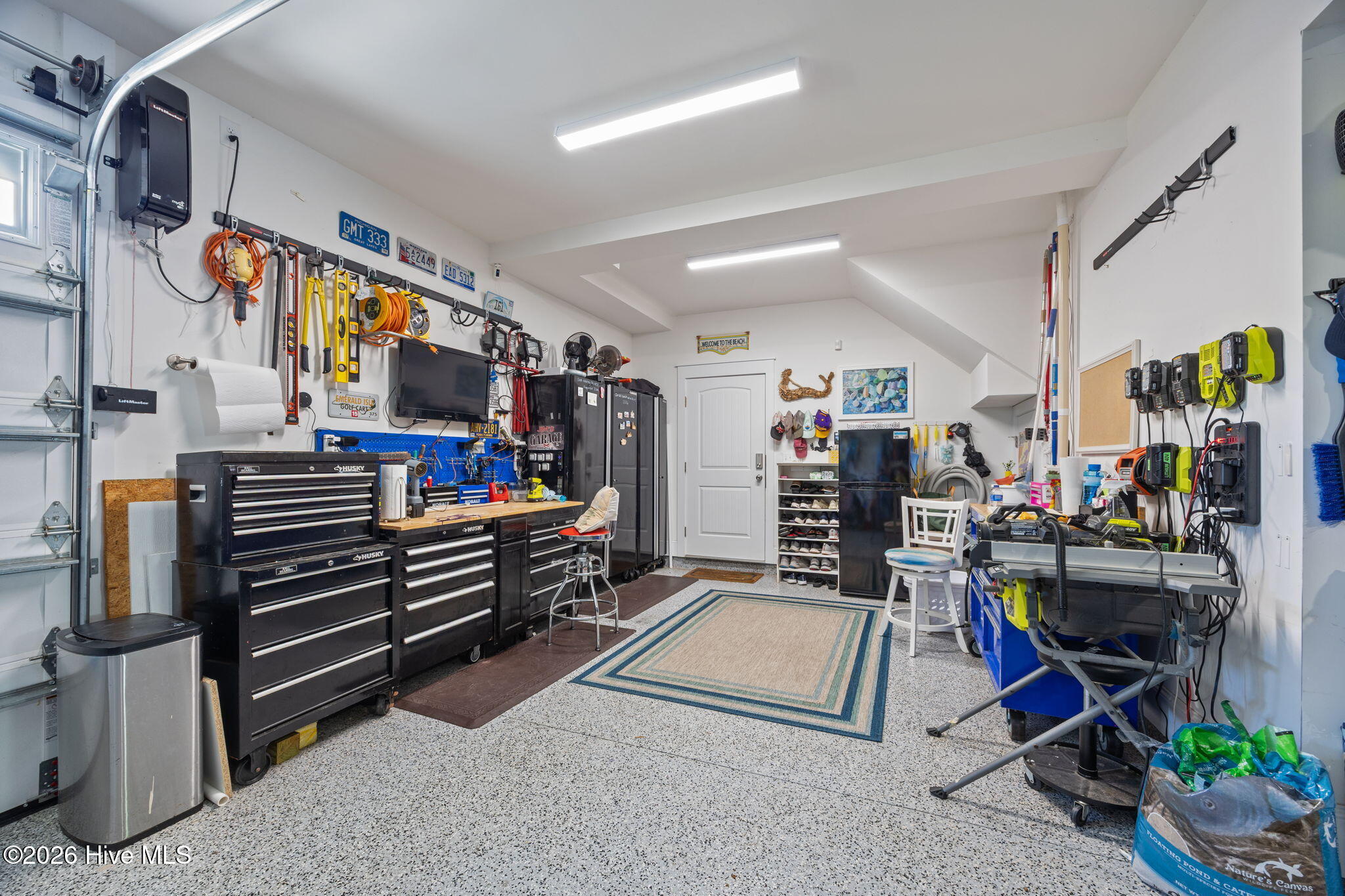 100567463 | Photo 58