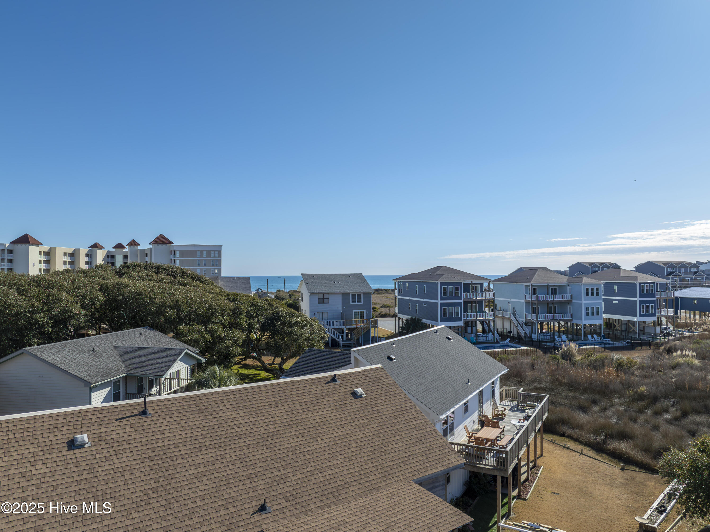 100559028 | Photo 14