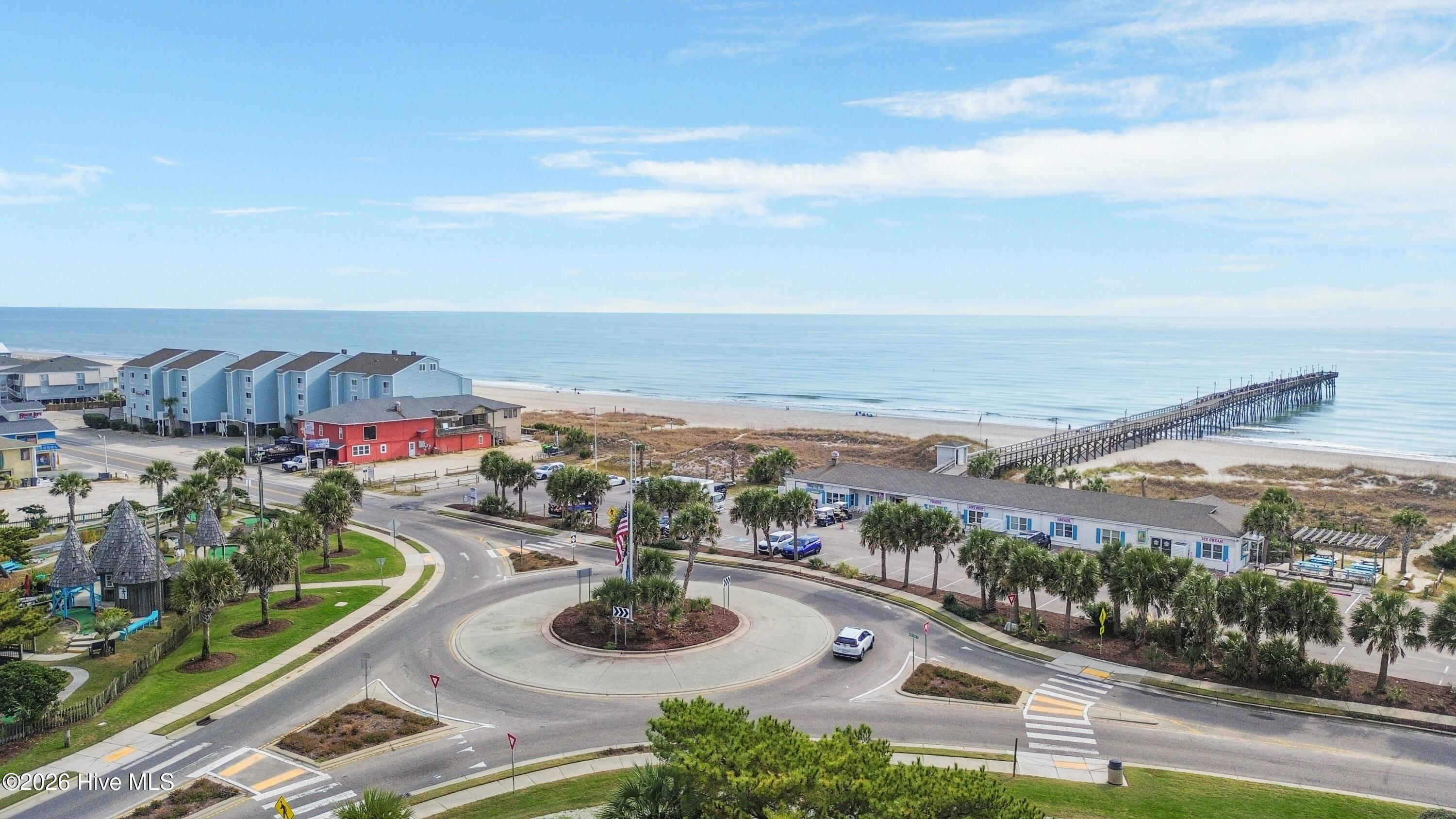 100553842 | Photo 36