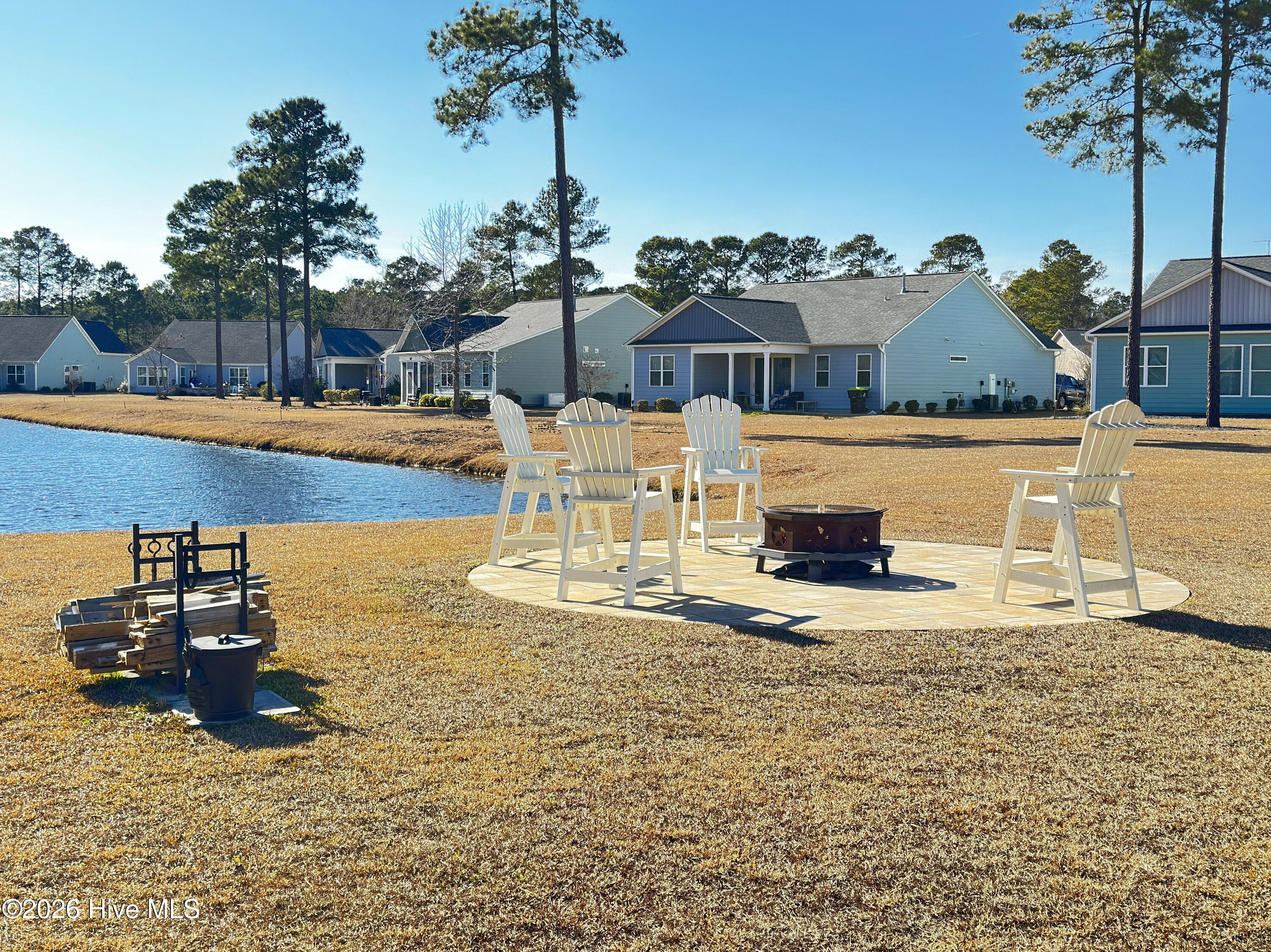 100548790 | Photo 40