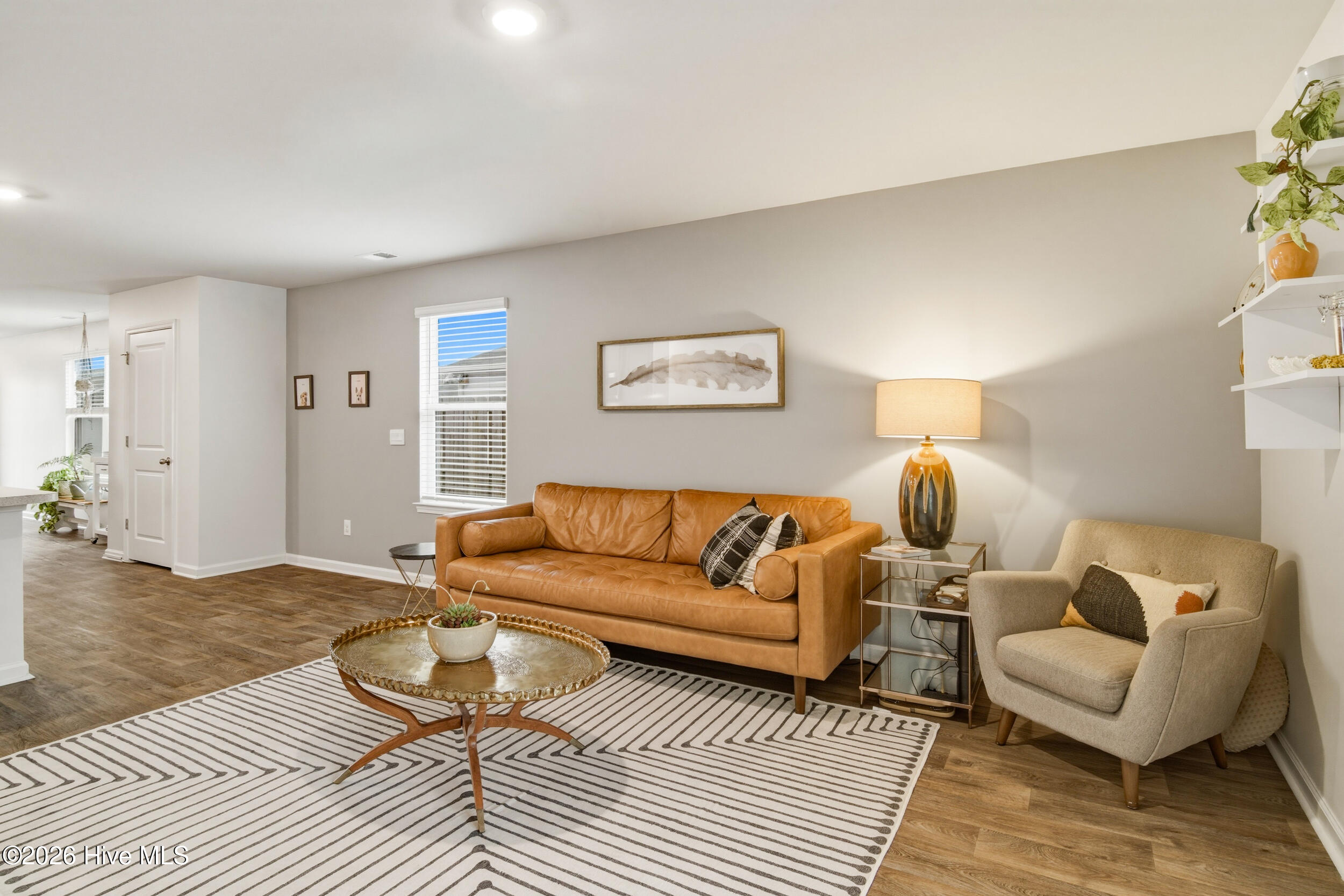 100555979 | Photo 24