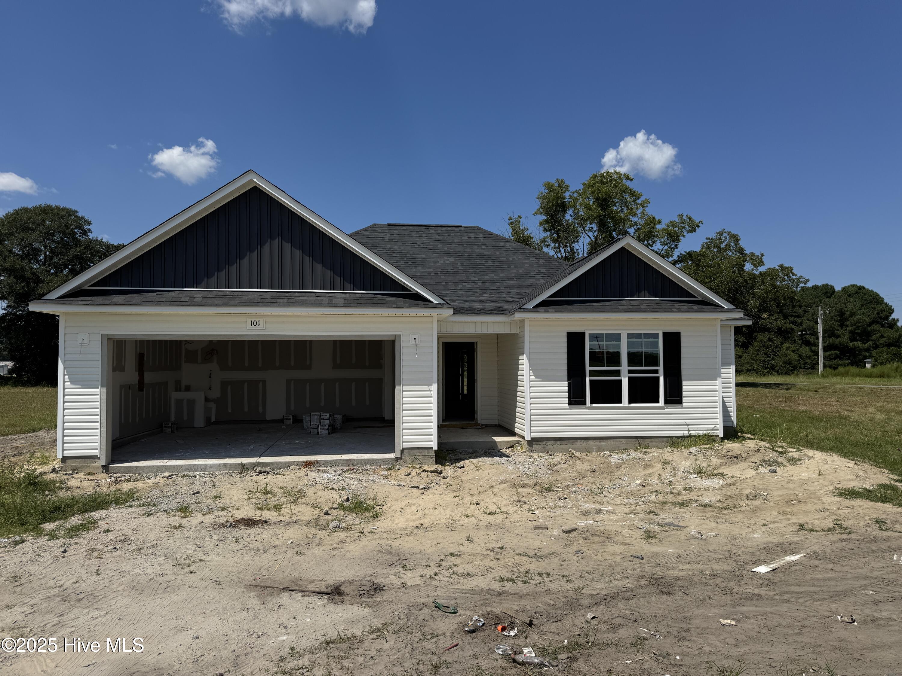 Front Lot 64 101 Hill Valley Dr