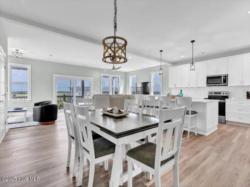 100541216 | Photo 28