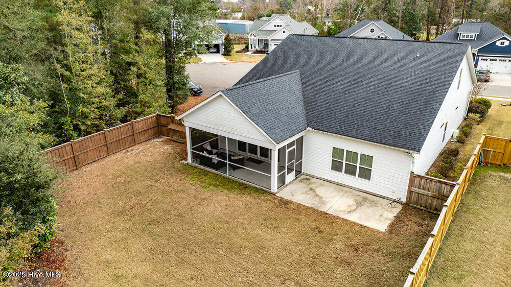 100544096 | Photo 45