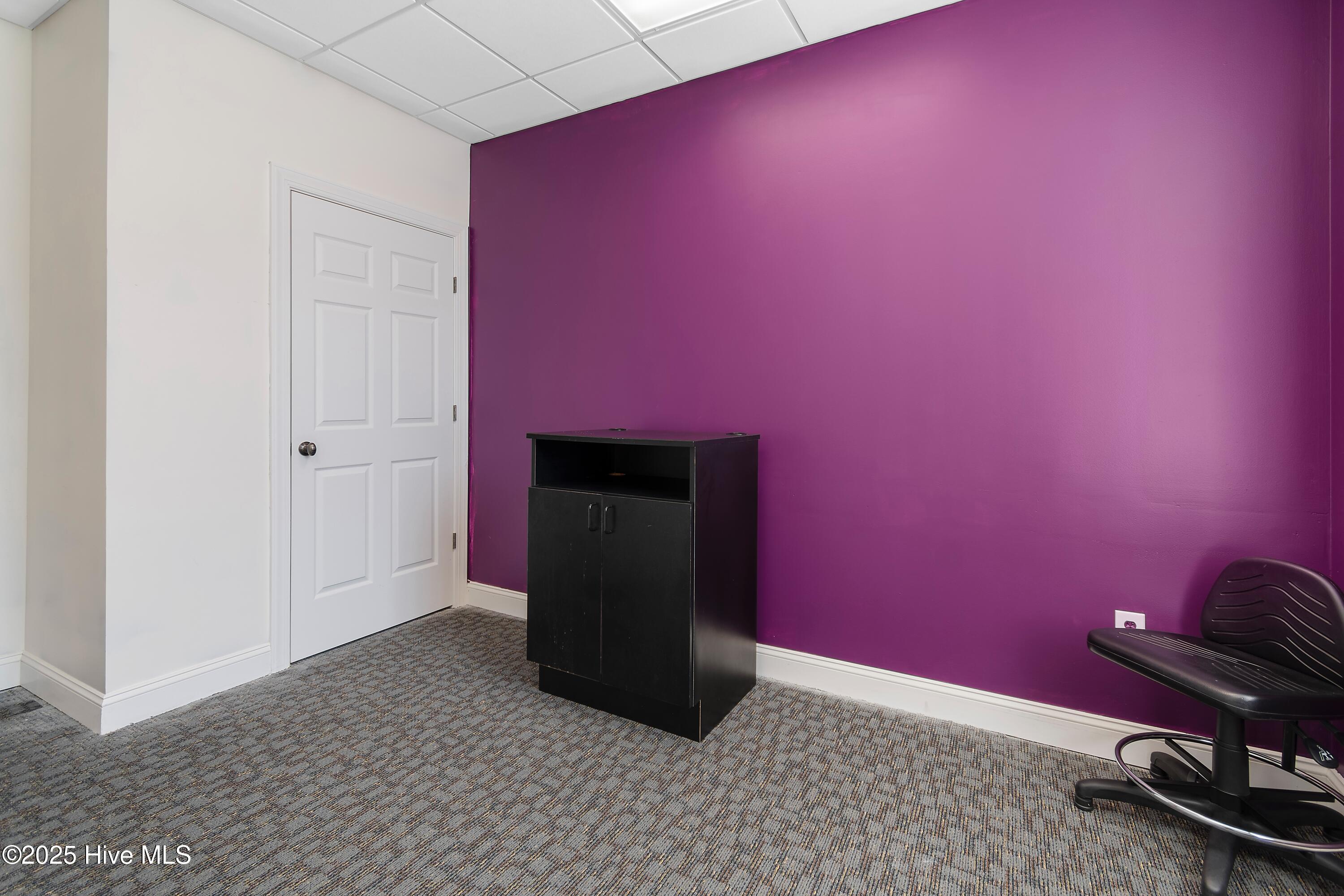 100491717 | Photo 21