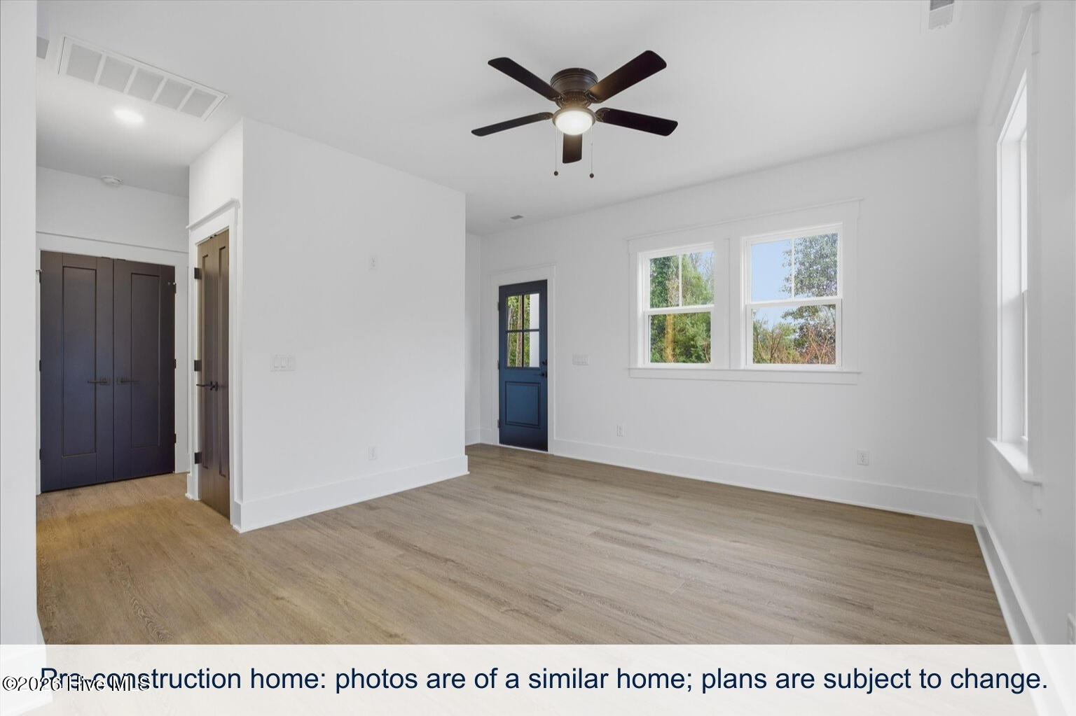 100567849 | Photo 45