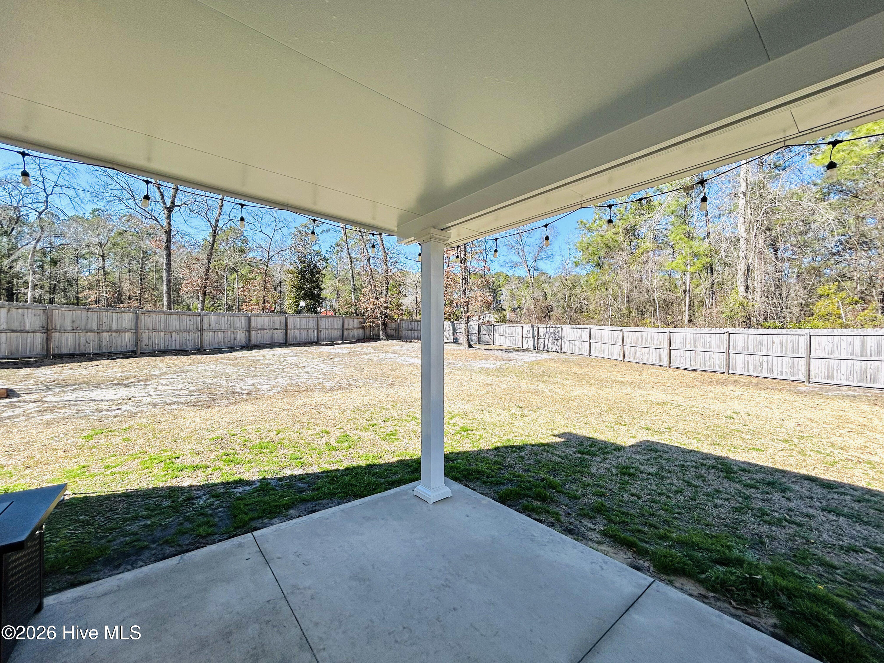 100557400 | Photo 46