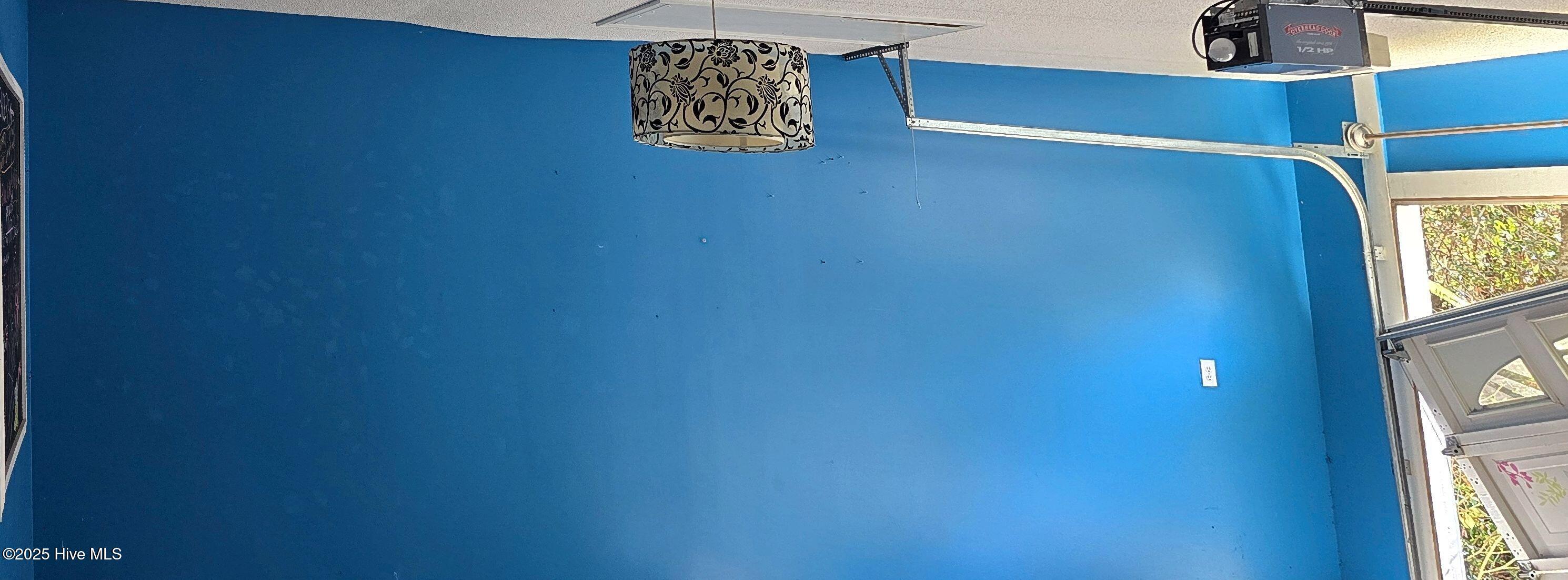 100542444 | Photo 14