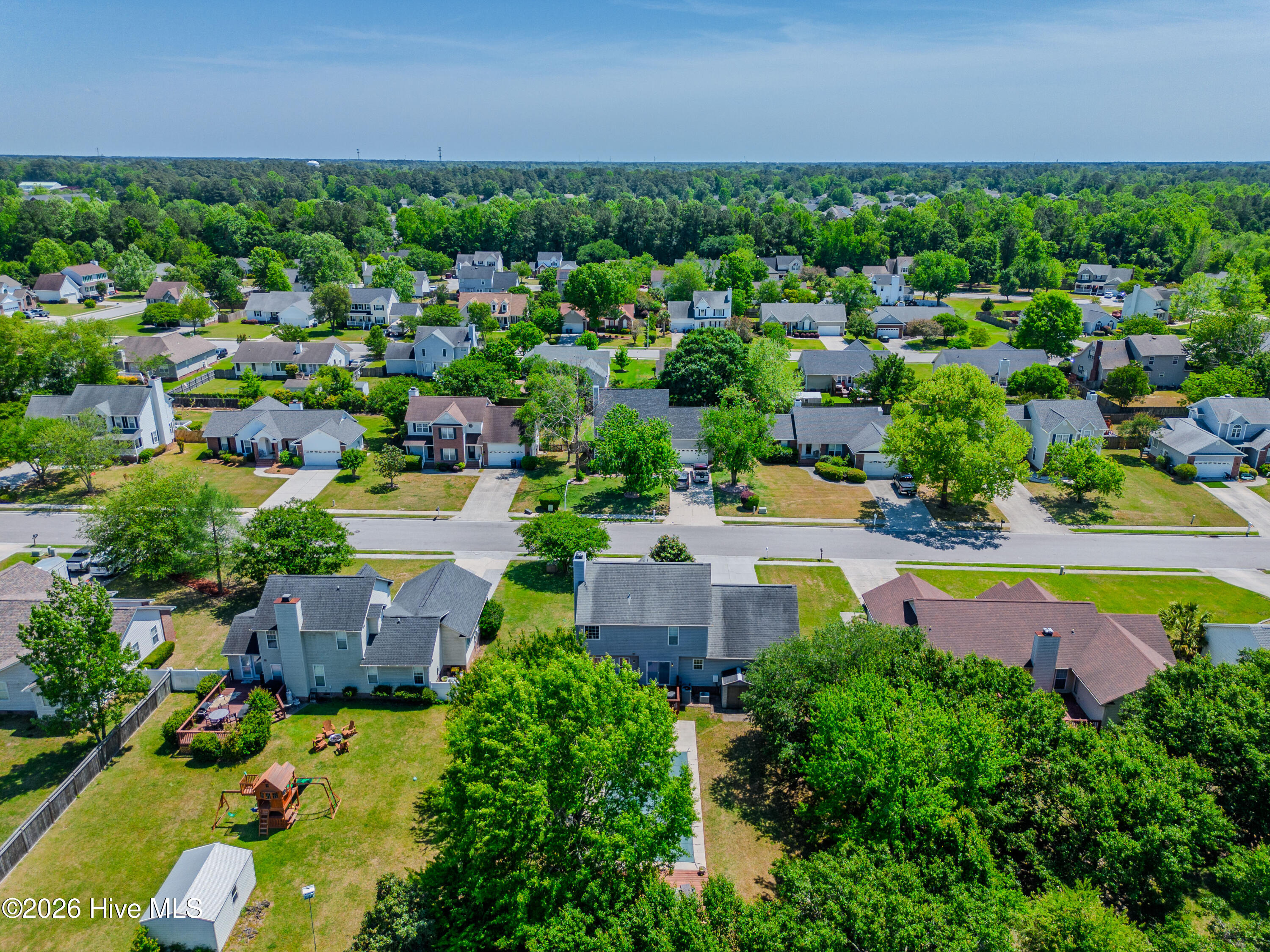 100569182 | Photo 75