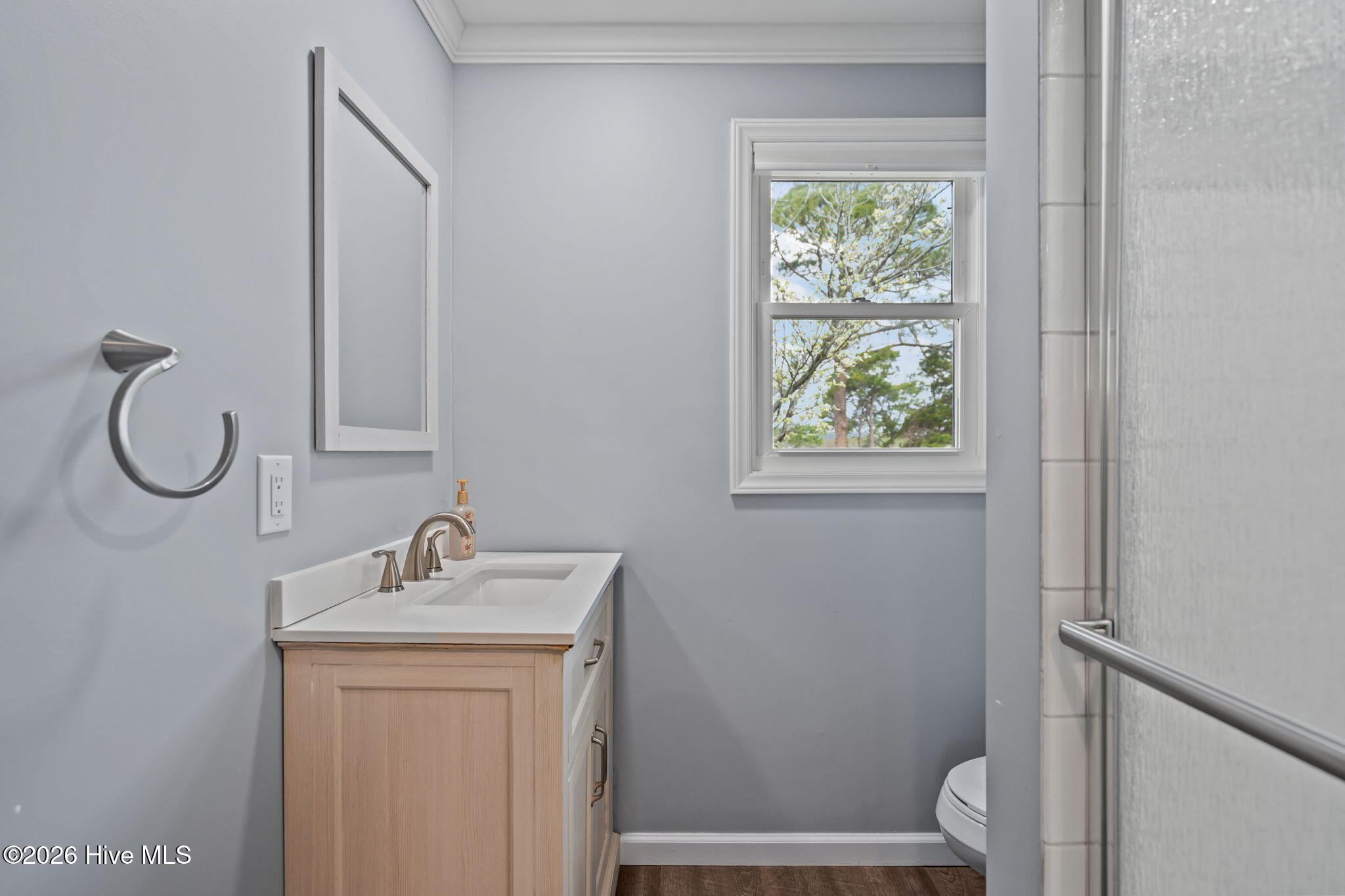 100564624 | Photo 40