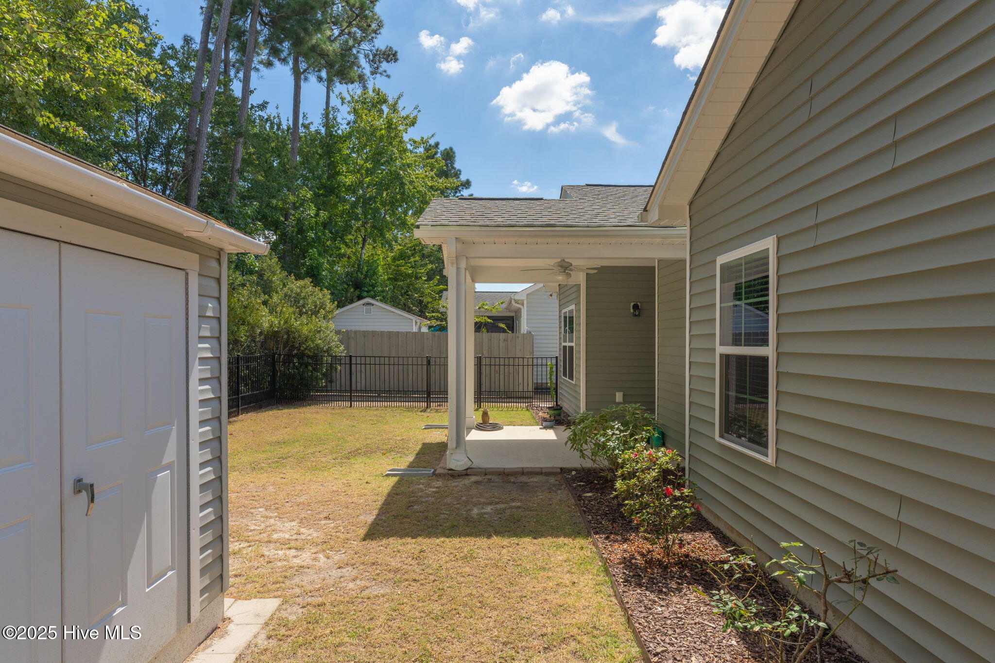 100530499 | Photo 29