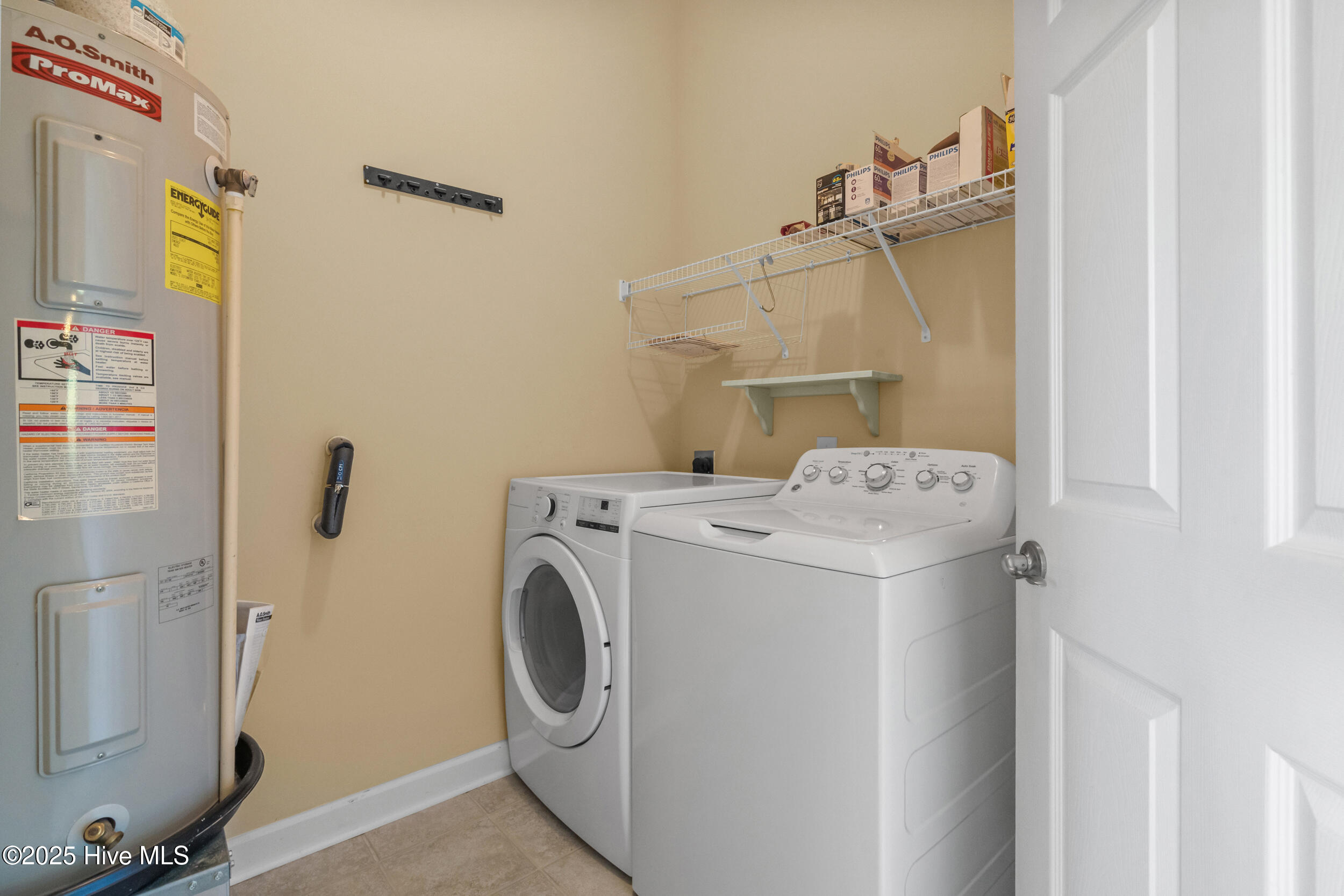 100529171 | Photo 27