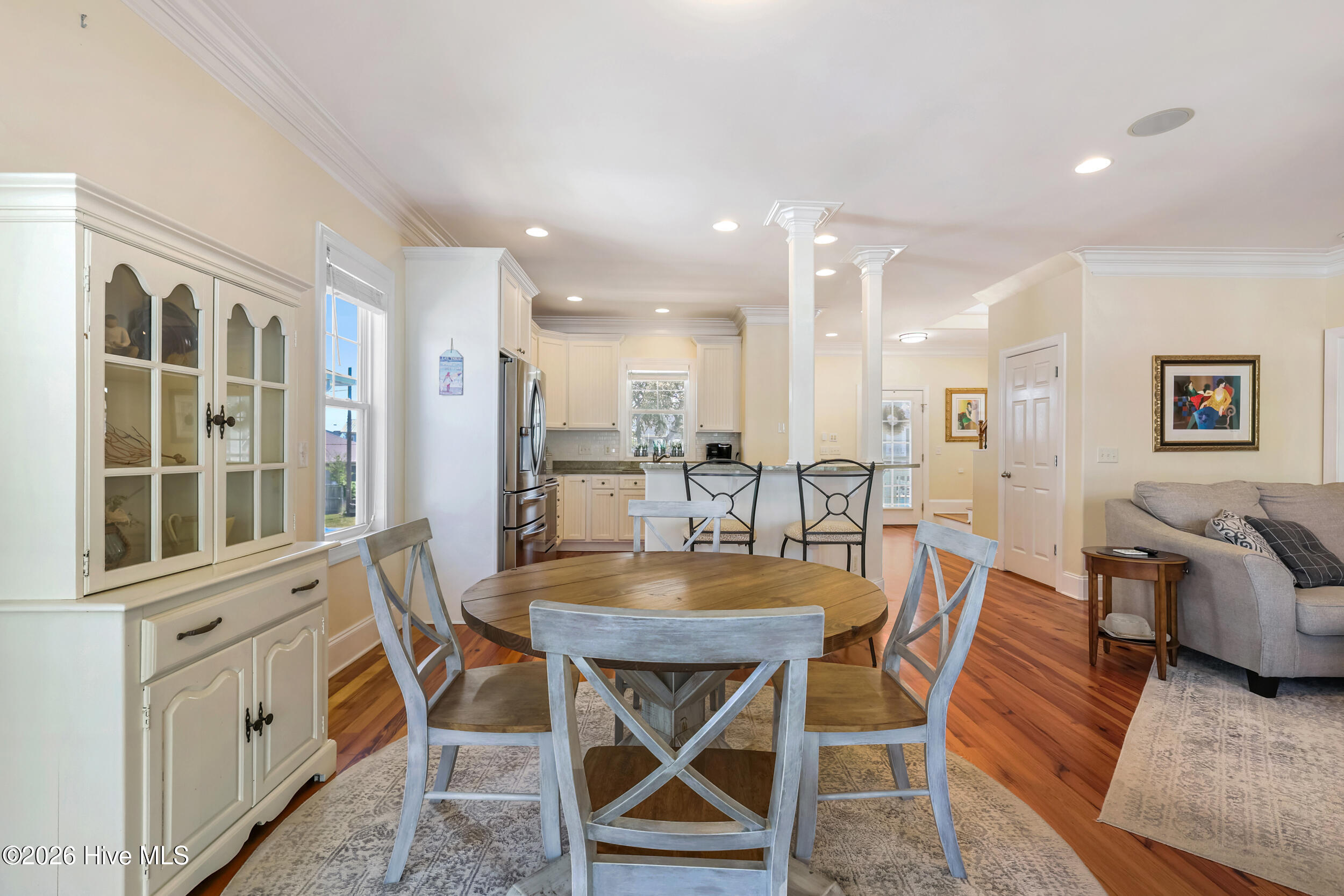 100568478 | Photo 15