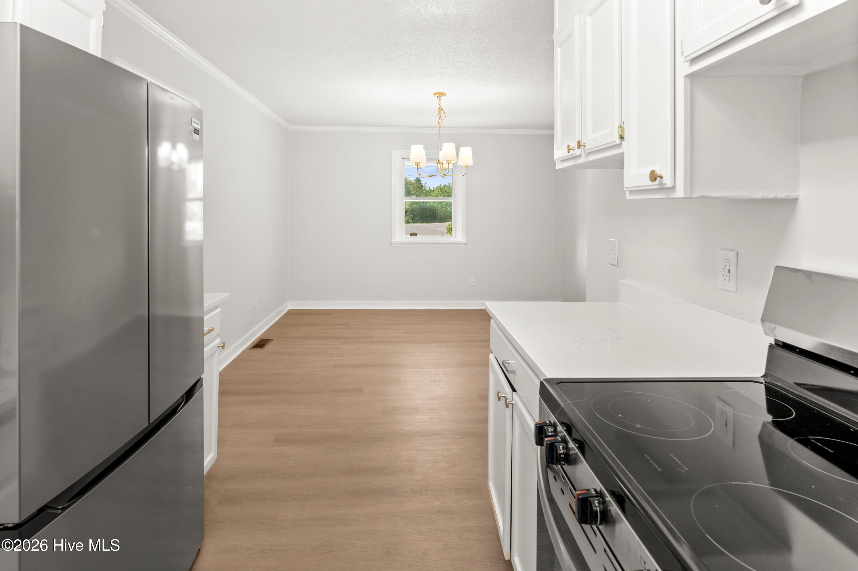 100569297 | Photo 10