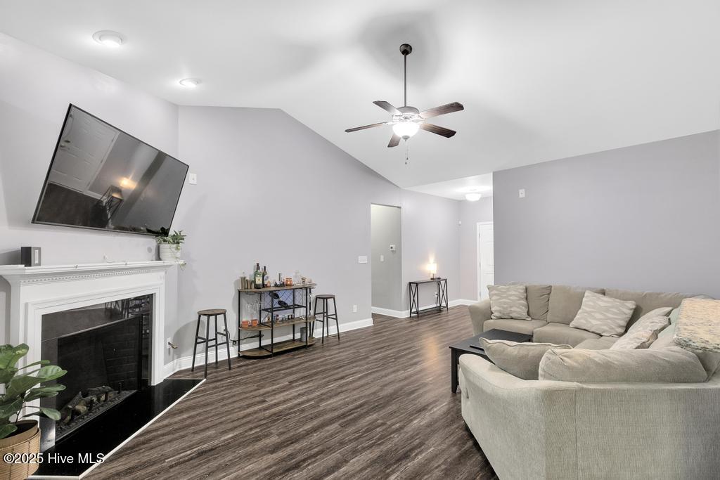 Homes for sale in Sneads Ferry, NC | 216 Peggys Tr, Sneads Ferry, NC 28460 | MLS# 100532060