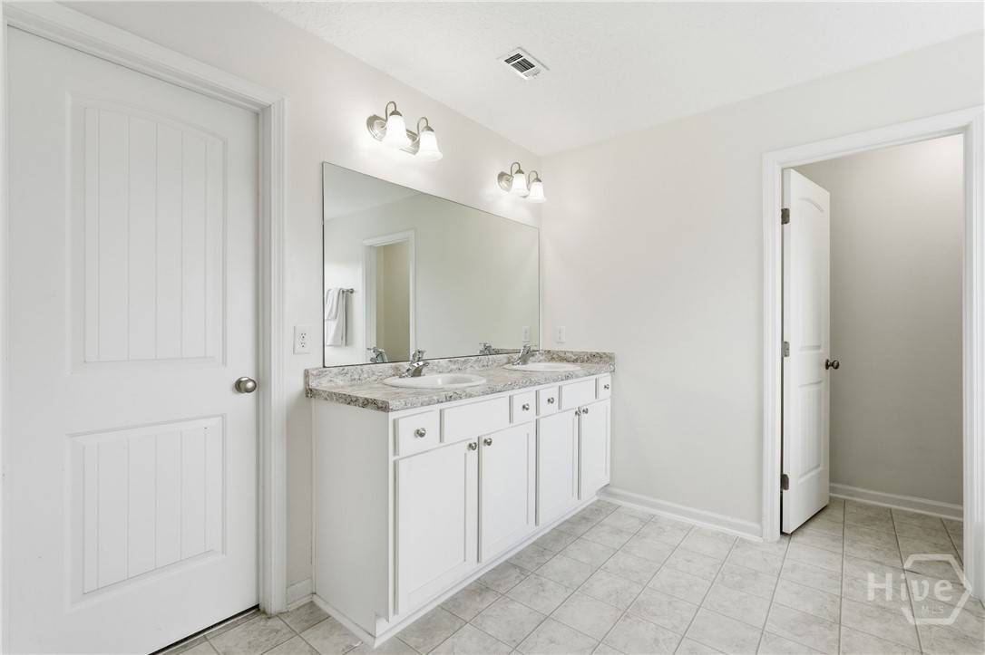 83 Avondale Drive NE, Ludowici, GA, 31316