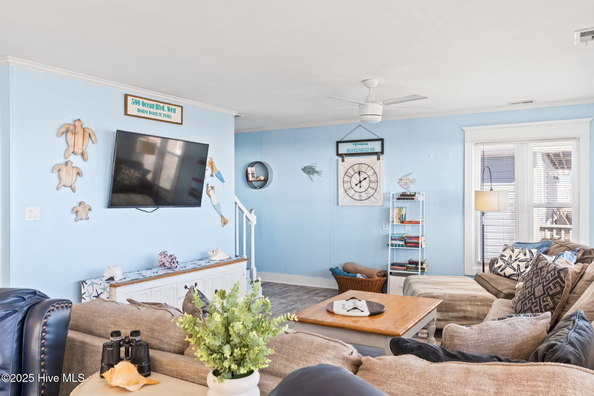 100540737 | Photo 14